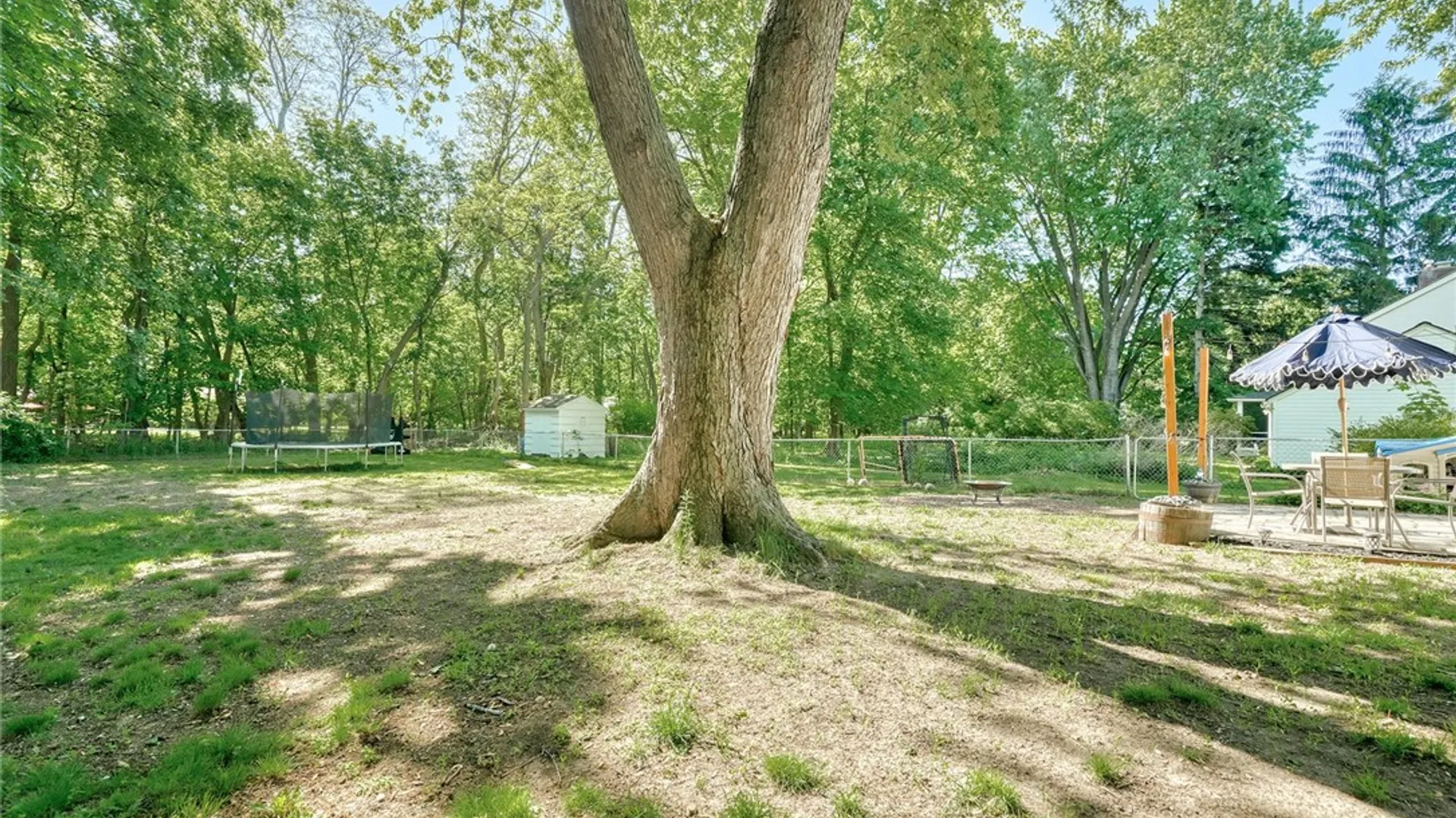 Property at 606 Bay Road, Webster, NY 14580 44