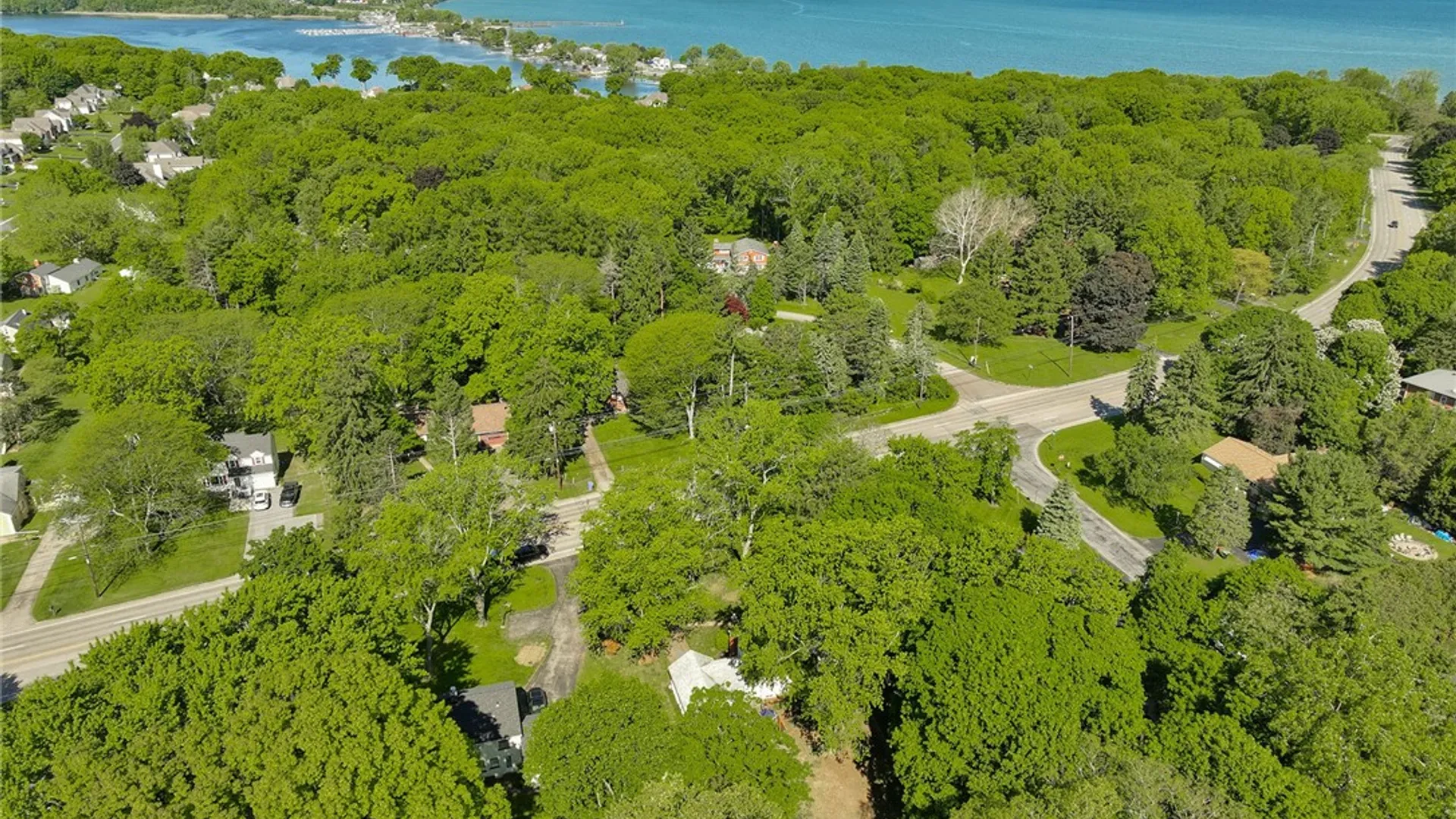 Property at 606 Bay Road, Webster, NY 14580 47