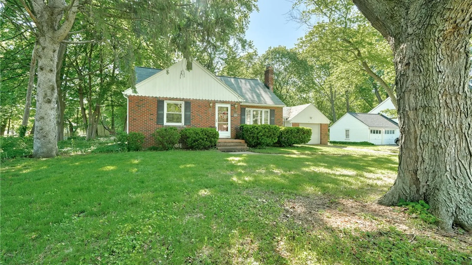 Property at 606 Bay Road, Webster, NY 14580 49