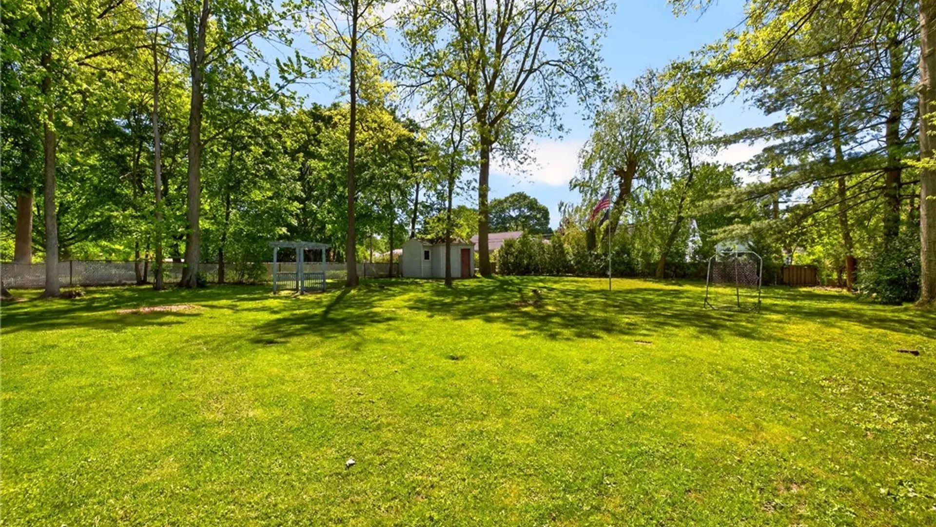 Property at 23 Deerborne Lane, Ogden, NY 14559 40