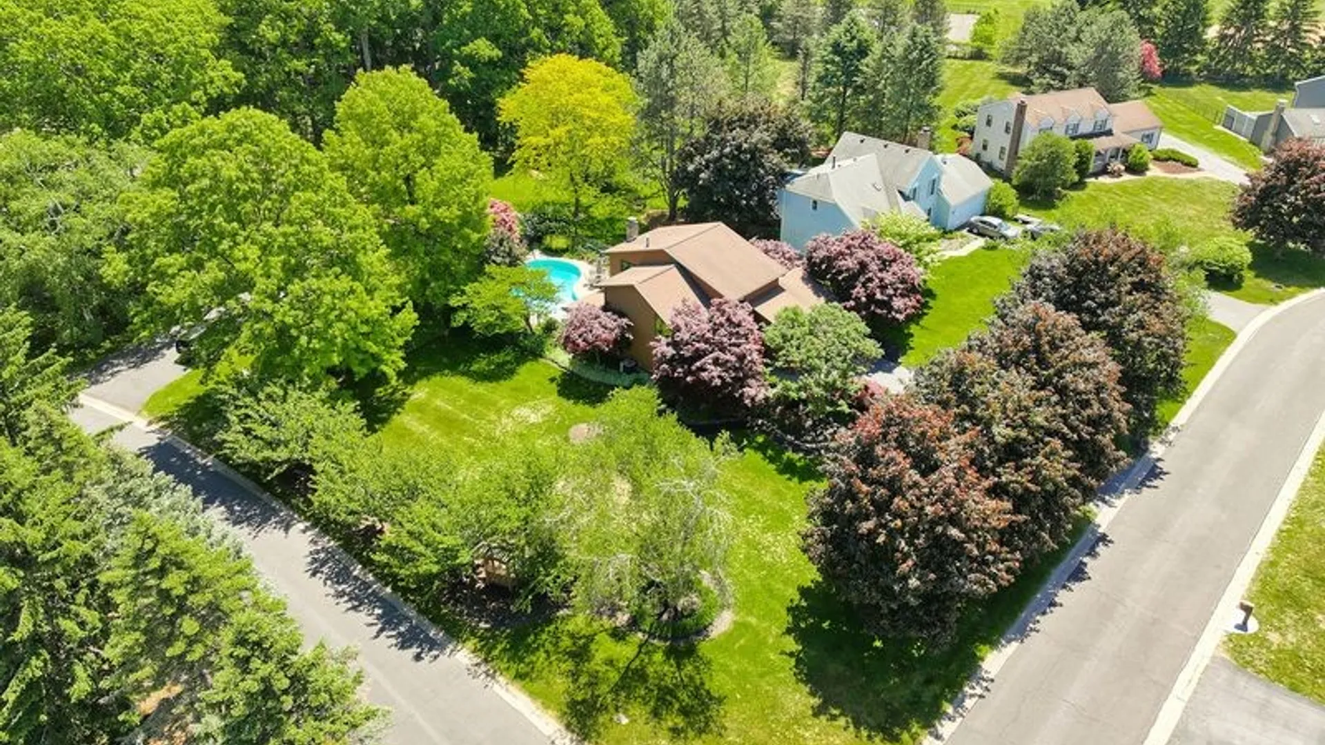 Property at 399 Thrushwood Lane, Webster, NY 14580 45