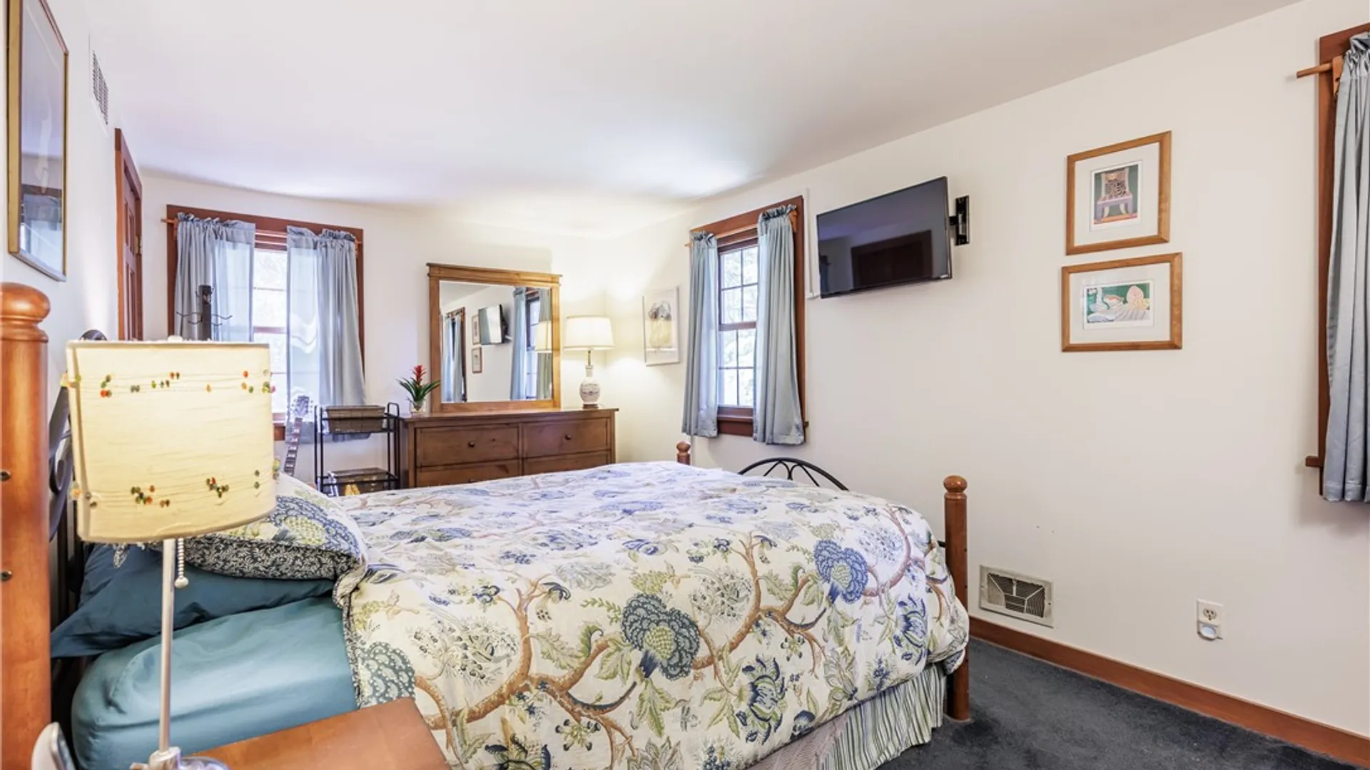 Property at 87 Loch Revan Heights, Irondequoit, NY 14617 28