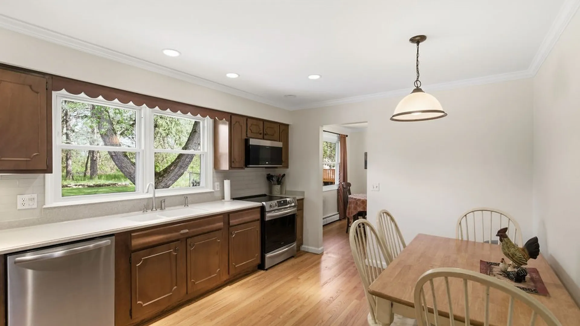 Property at 17 Ardencrest Road, Clay, NY 13090 15