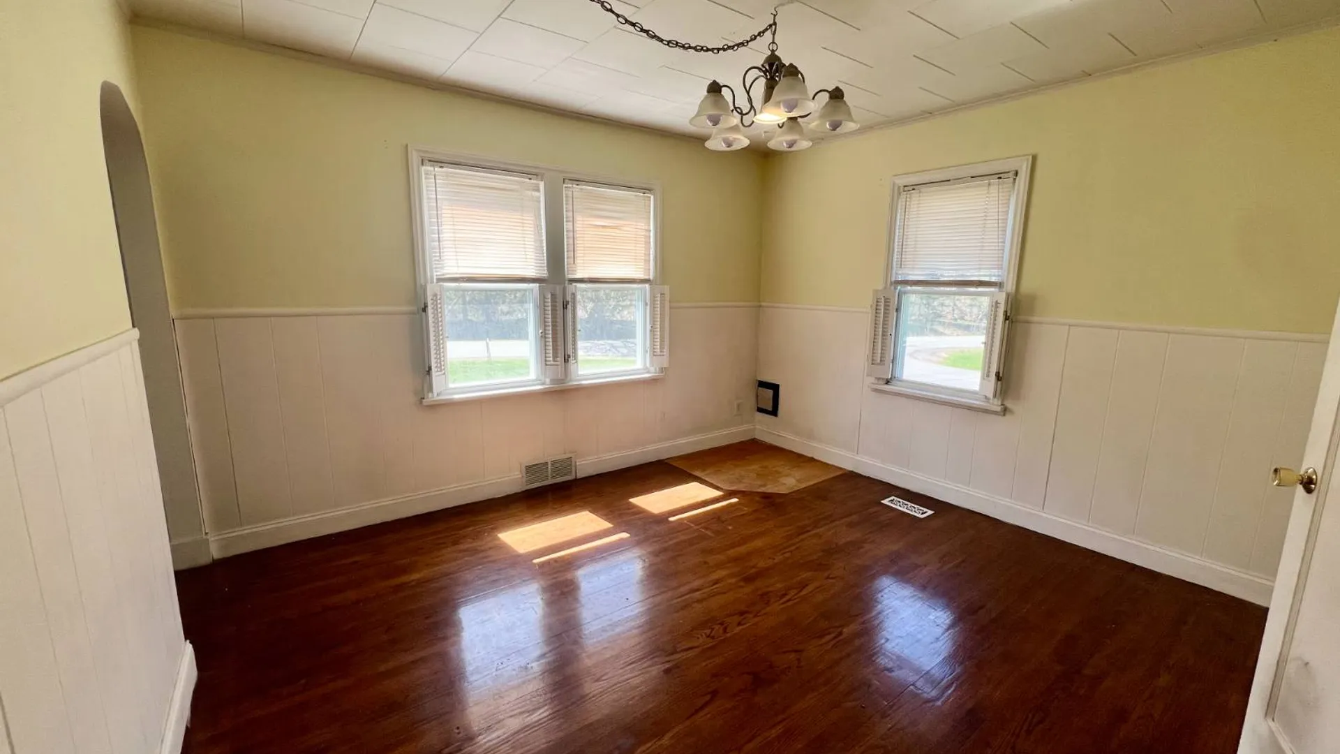 Property at 172 Parry Boulevard, Fonda, NY 12068 12