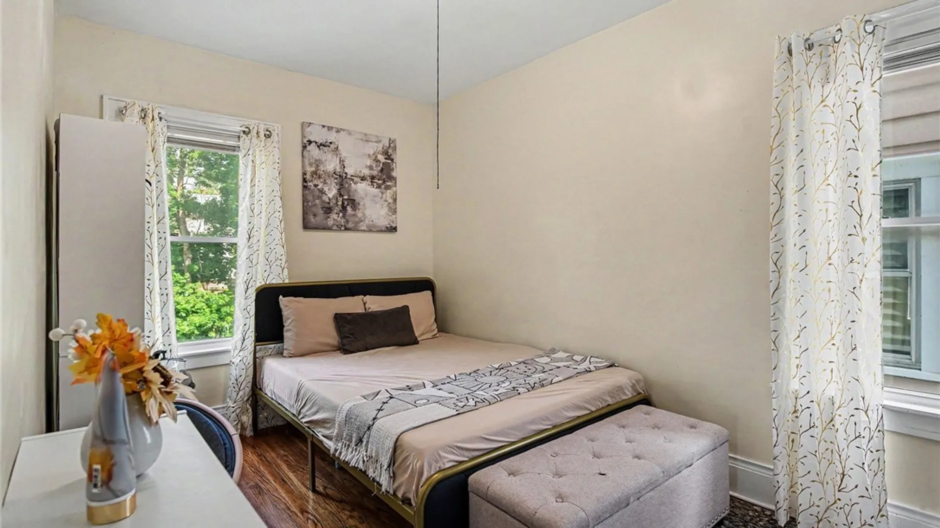 Property at 325 S Midler Avenue, Syracuse, NY 13206 14
