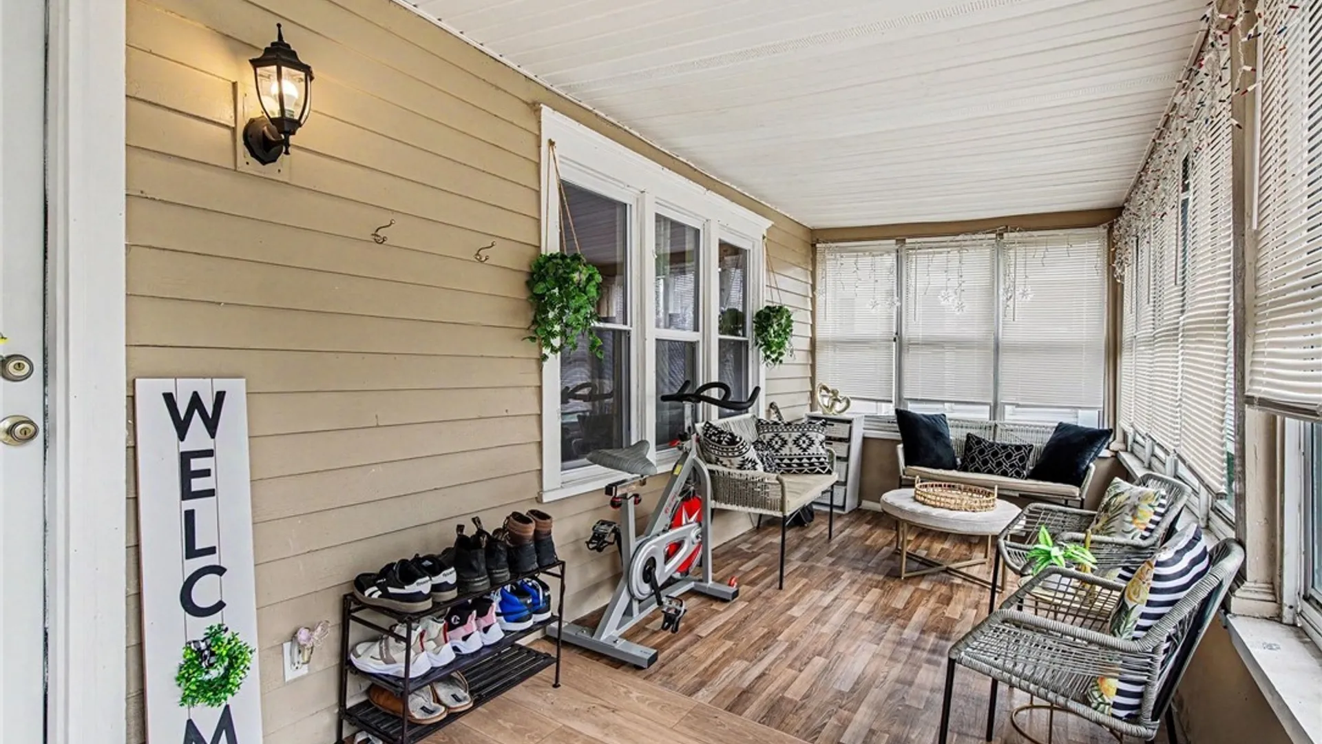 Property at 325 S Midler Avenue, Syracuse, NY 13206 3