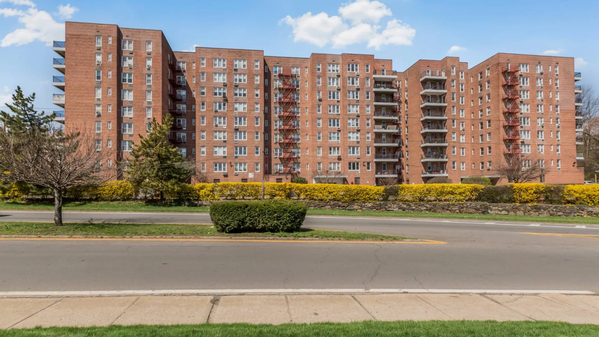 Property at 245 Rumsey Road, Yonkers, NY 10701 14