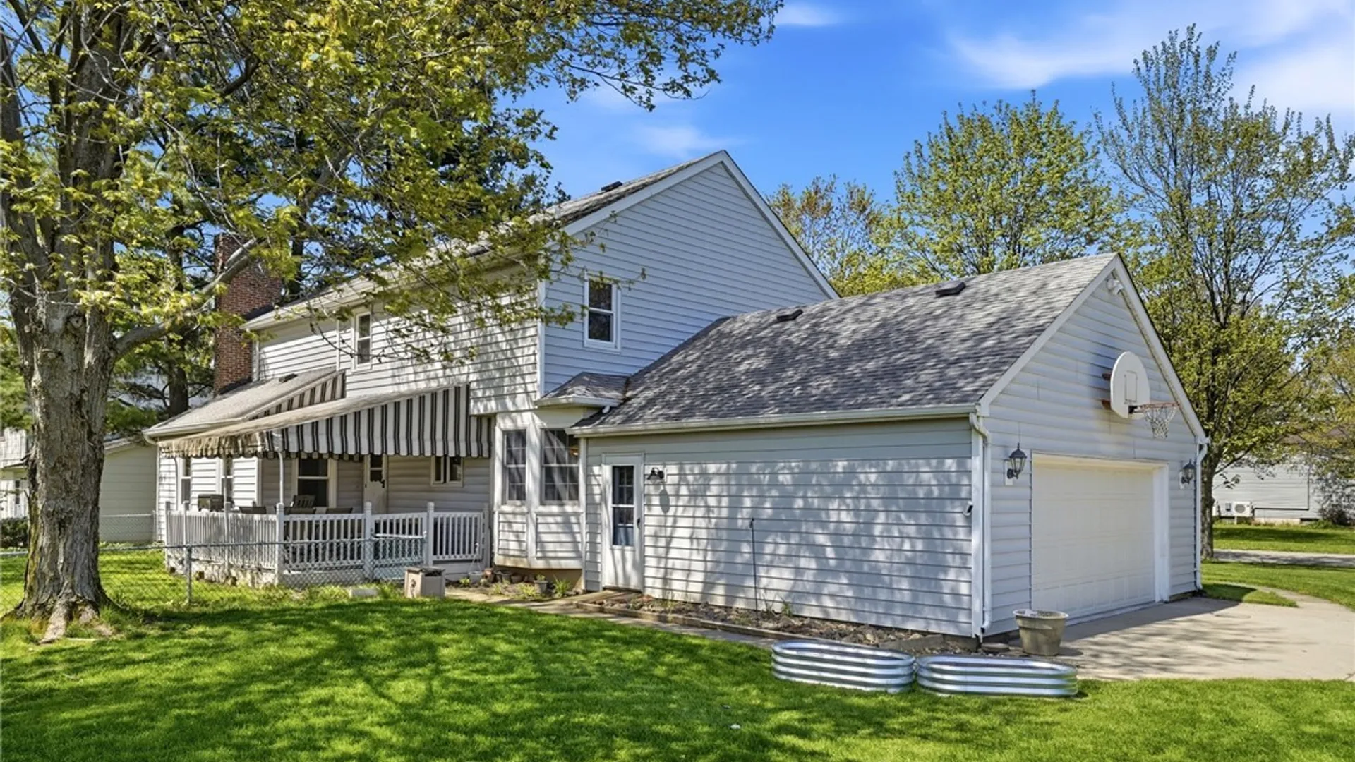 Property at 64 Bittersweet Lane, Orchard Park, NY 14127 29