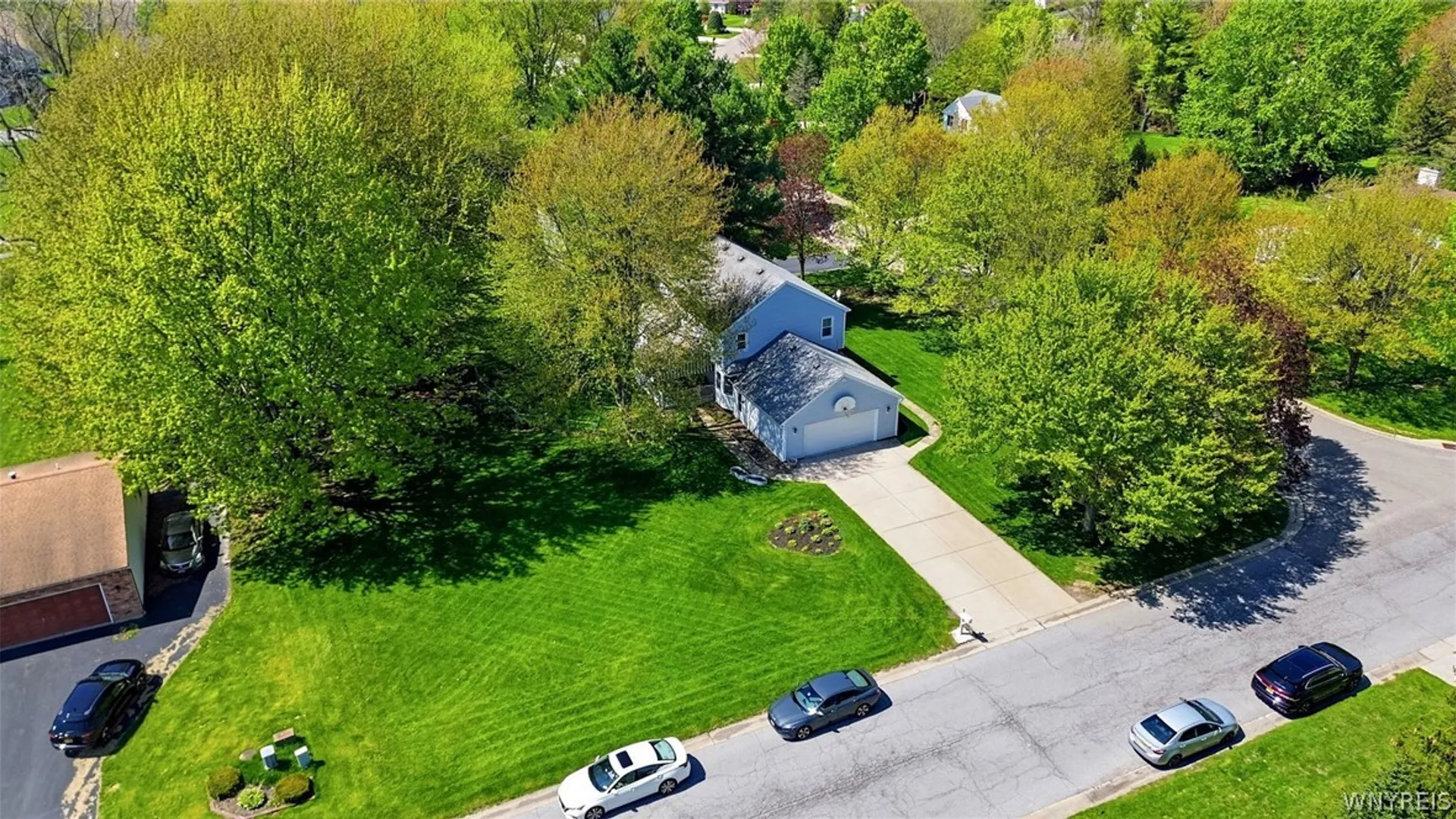 Property at 64 Bittersweet Lane, Orchard Park, NY 14127 42
