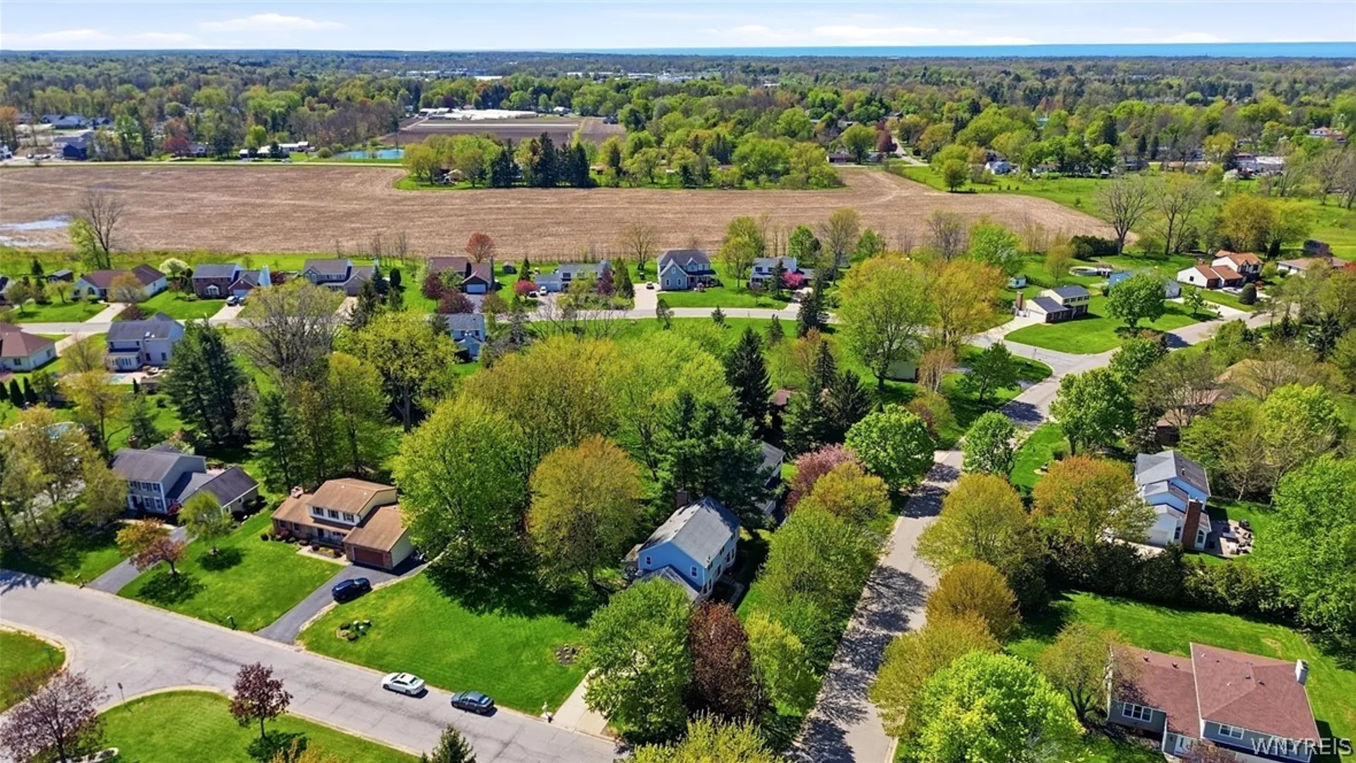 Property at 64 Bittersweet Lane, Orchard Park, NY 14127 43