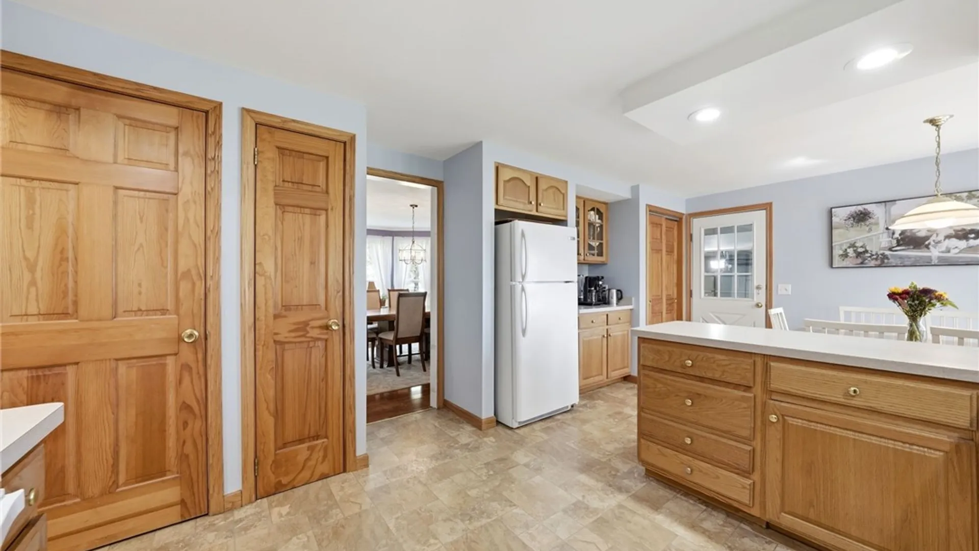 Property at 64 Bittersweet Lane, Orchard Park, NY 14127 7
