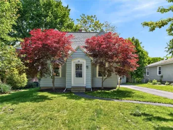 Property at 34 Seacliffe Road, Irondequoit, NY 14622
