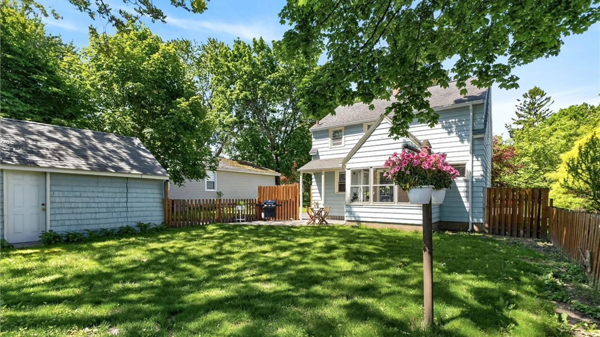 Property at 34 Seacliffe Road, Irondequoit, NY 14622 32
