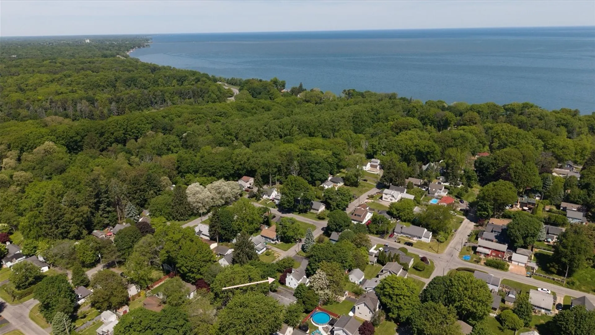 Property at 34 Seacliffe Road, Irondequoit, NY 14622 38