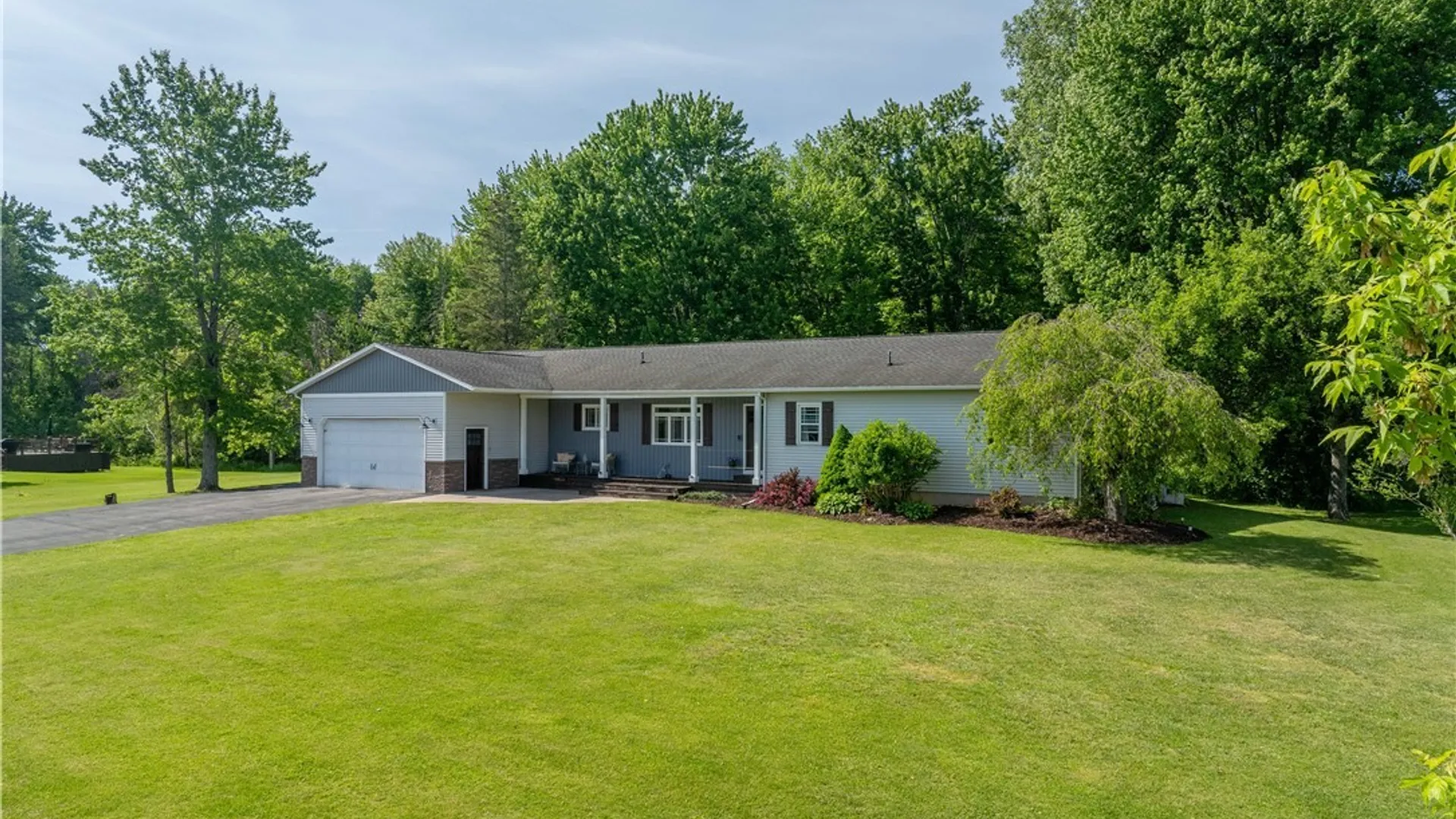Property at 12 Clark Crest Drive, Schroeppel, NY 13135 2