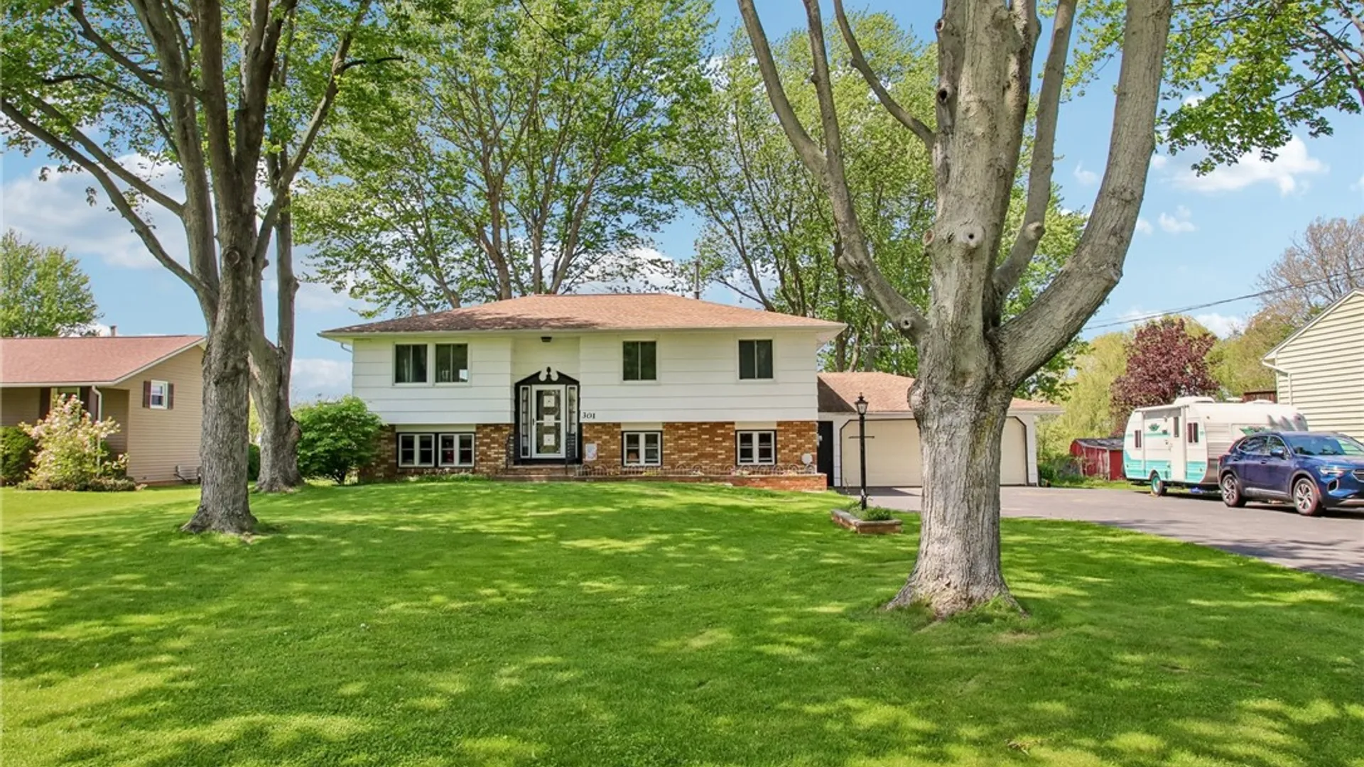 Property at 301 Bennett Road, Parma, NY 14468 3