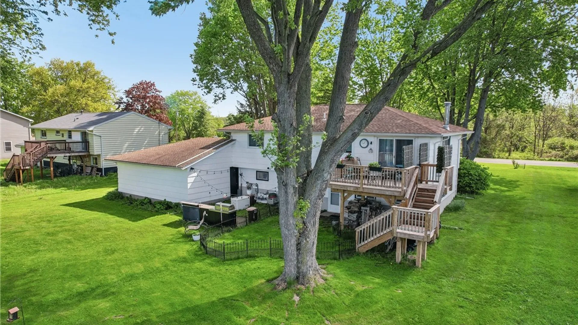 Property at 301 Bennett Road, Parma, NY 14468 46