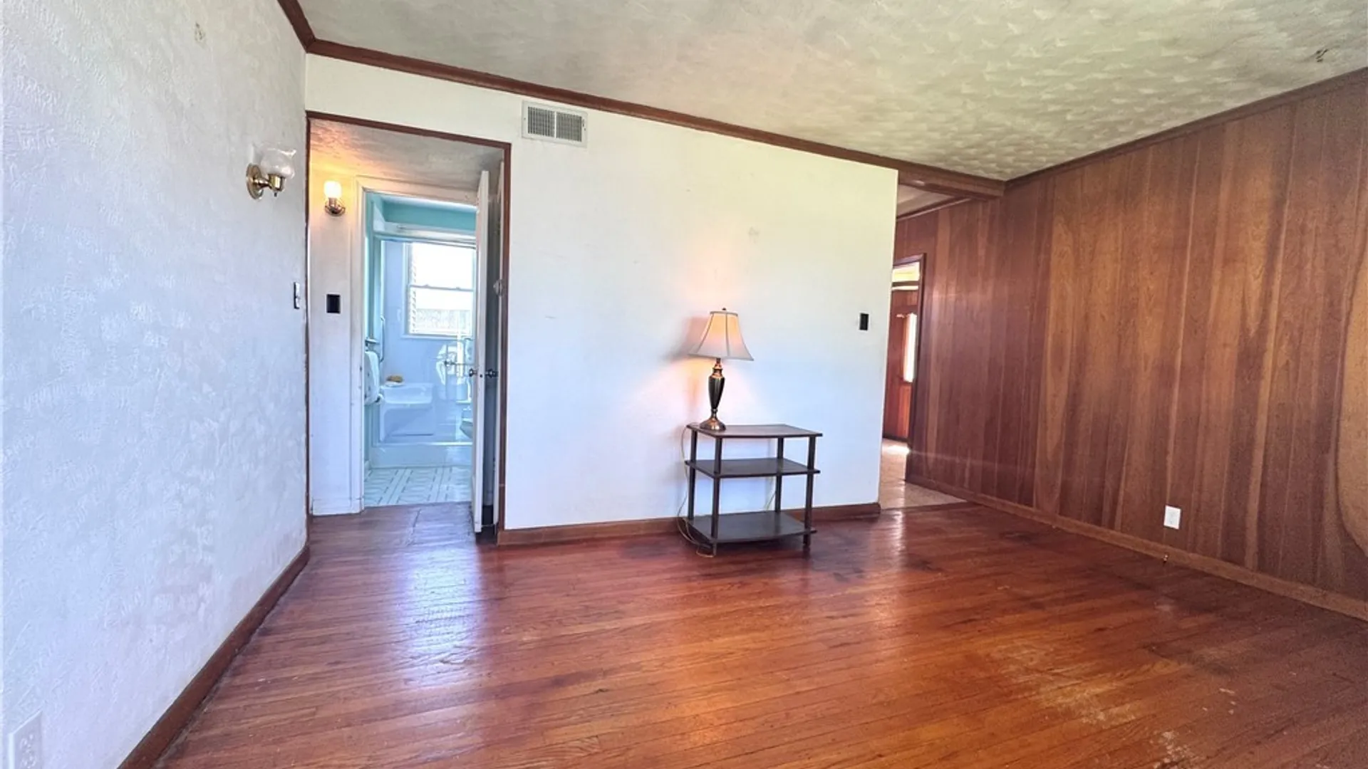 Property at 501 Oakwood Street, Rome, NY 13440 14