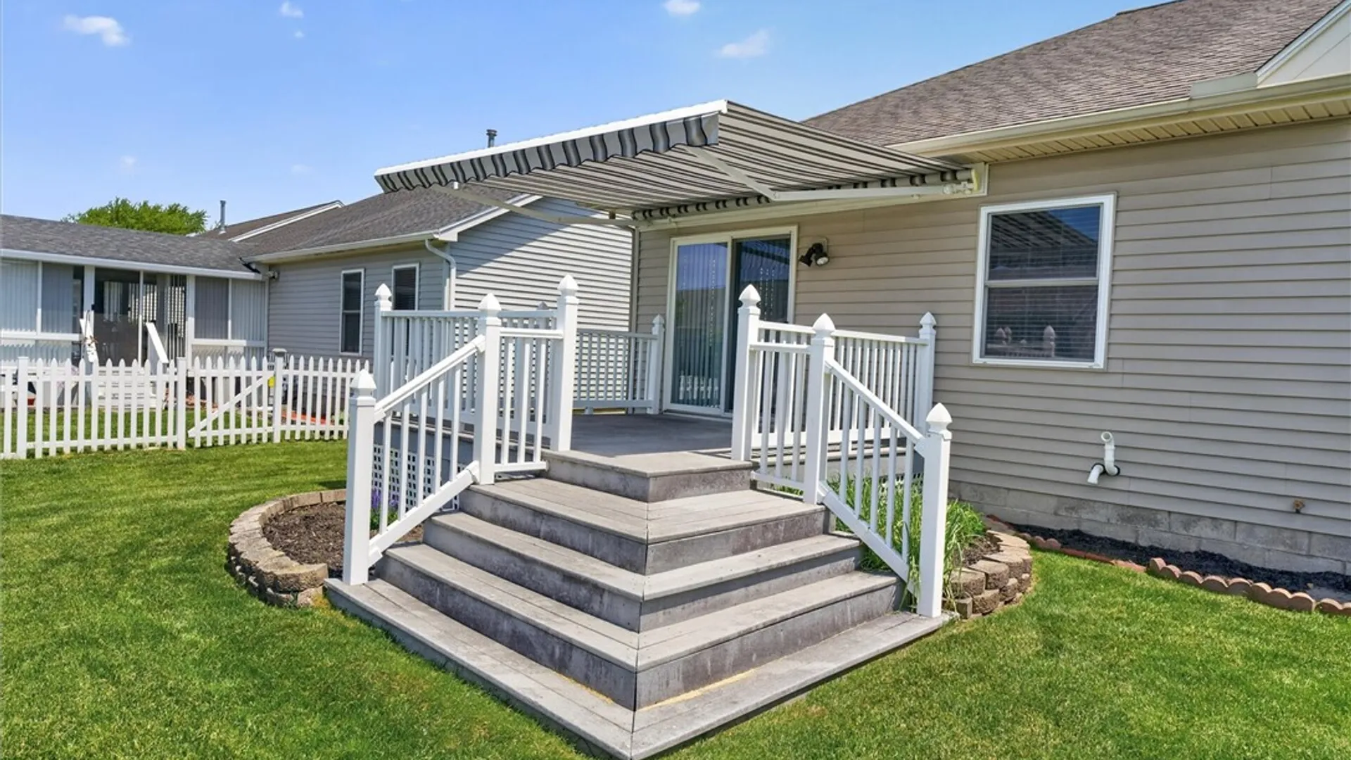 Property at 166 Pollet Place, Greece, NY 14626 15