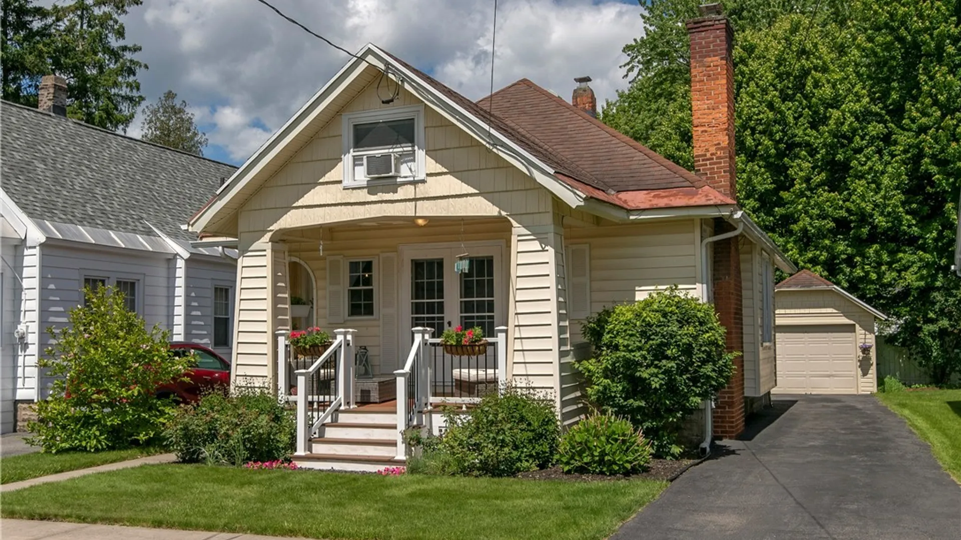 Property at 110 Harter Place, Utica, NY 13502 2