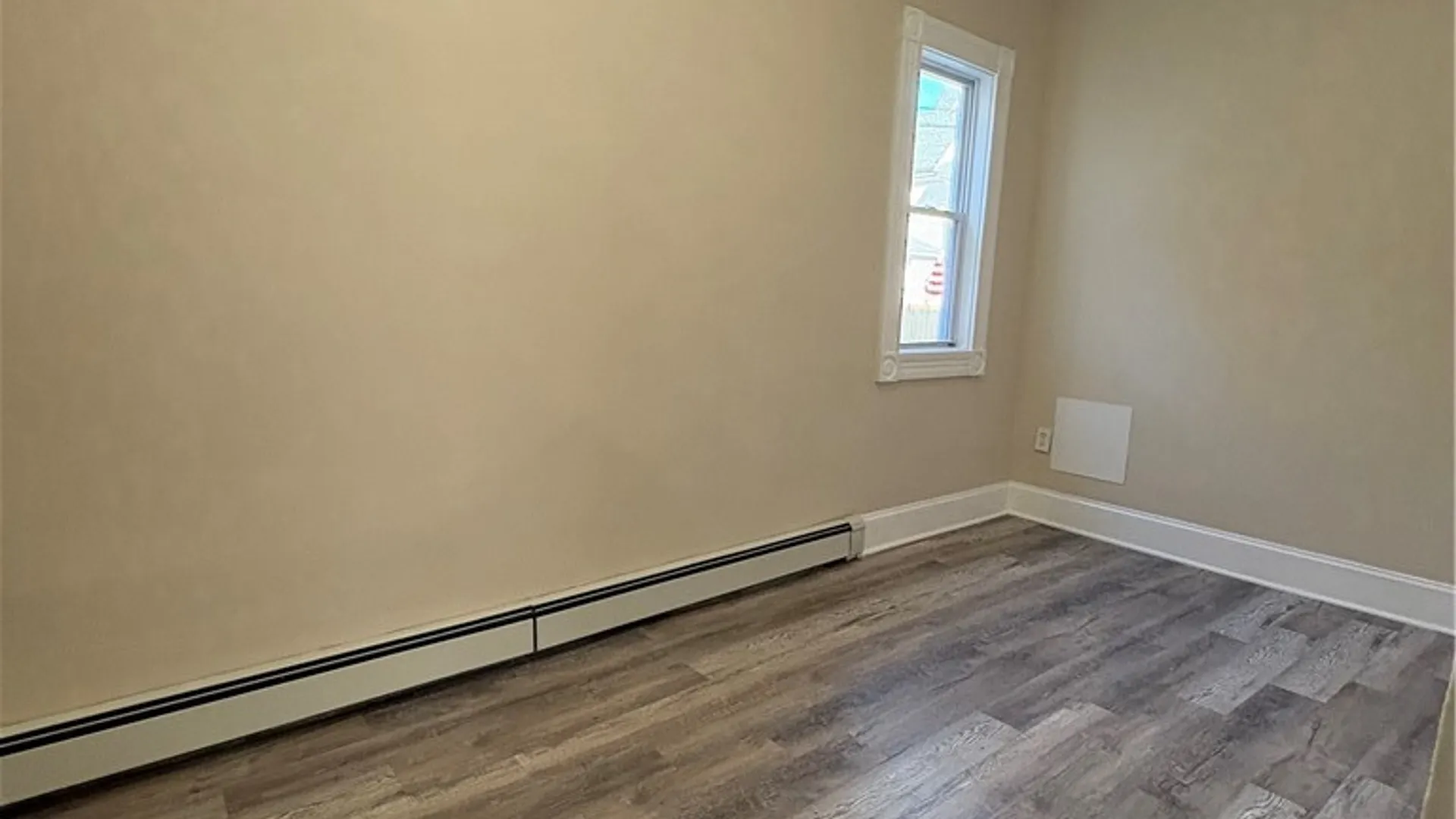 Property at 290 Massachusetts Avenue, Buffalo, NY 14213 11
