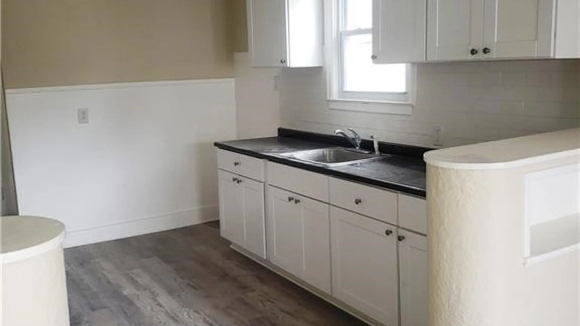 Property at 290 Massachusetts Avenue, Buffalo, NY 14213 16