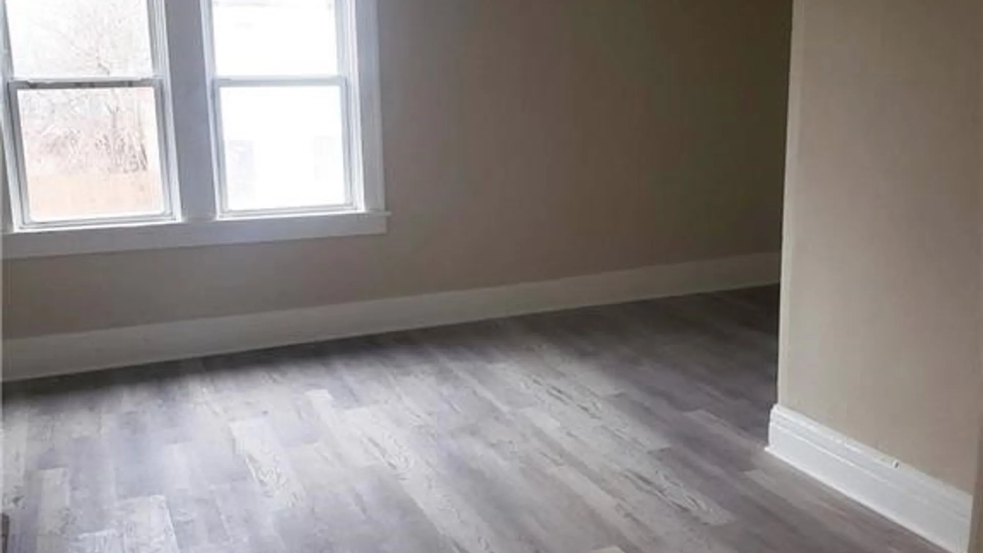 Property at 290 Massachusetts Avenue, Buffalo, NY 14213 18
