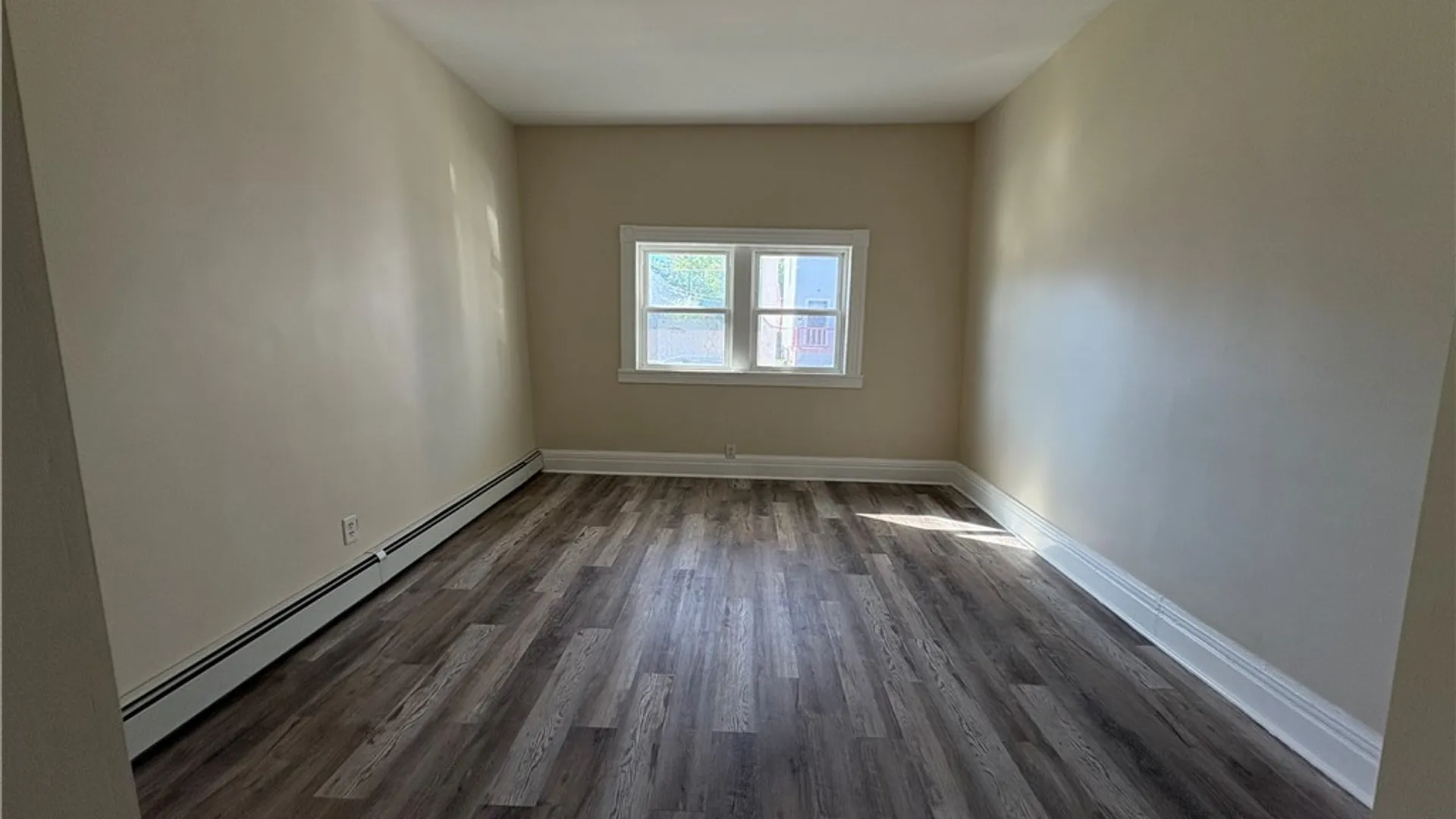 Property at 290 Massachusetts Avenue, Buffalo, NY 14213 8