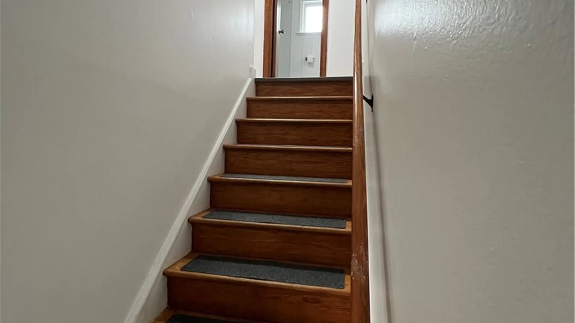 Property at 512 Cayuga Road, Cheektowaga, NY 14225 10