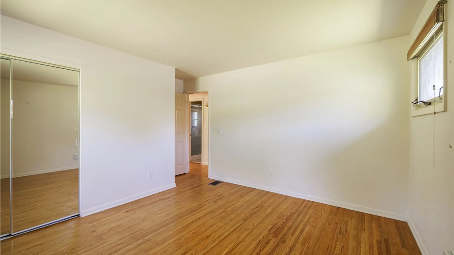 Property at 1254 Shoecraft Rd, Penfield, NY 14580 17