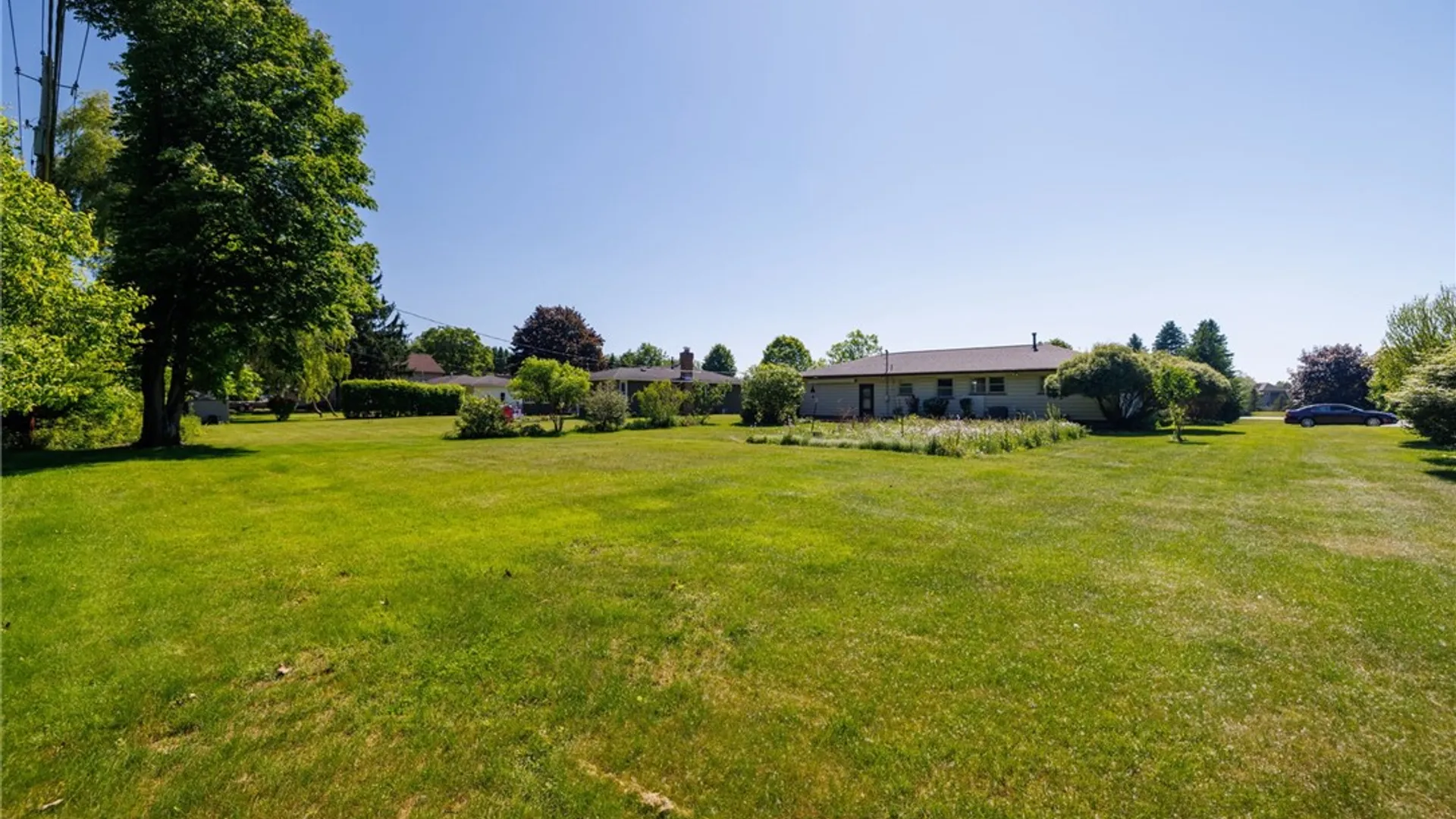 Property at 1254 Shoecraft Rd, Penfield, NY 14580 24