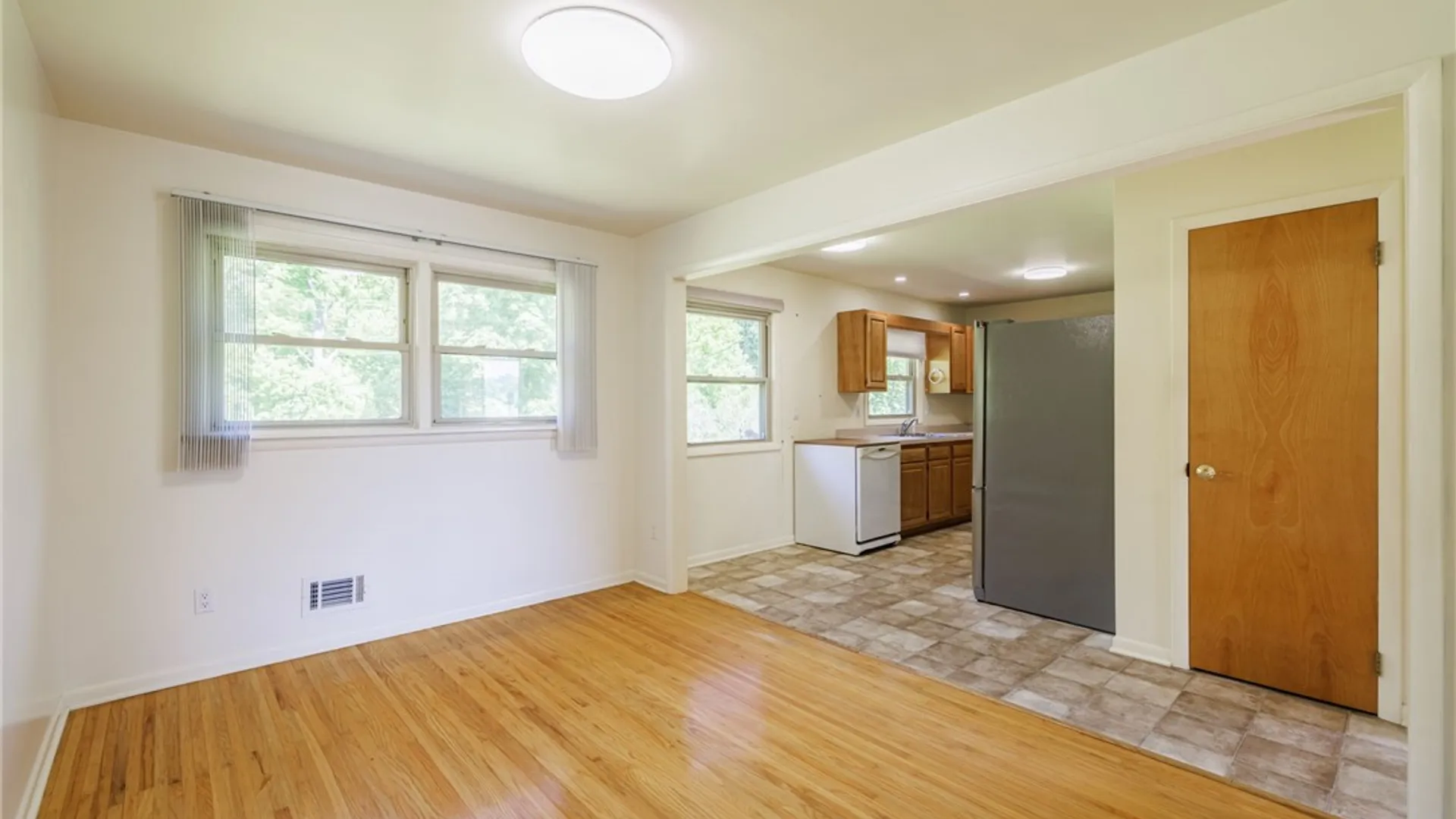 Property at 1254 Shoecraft Rd, Penfield, NY 14580 7