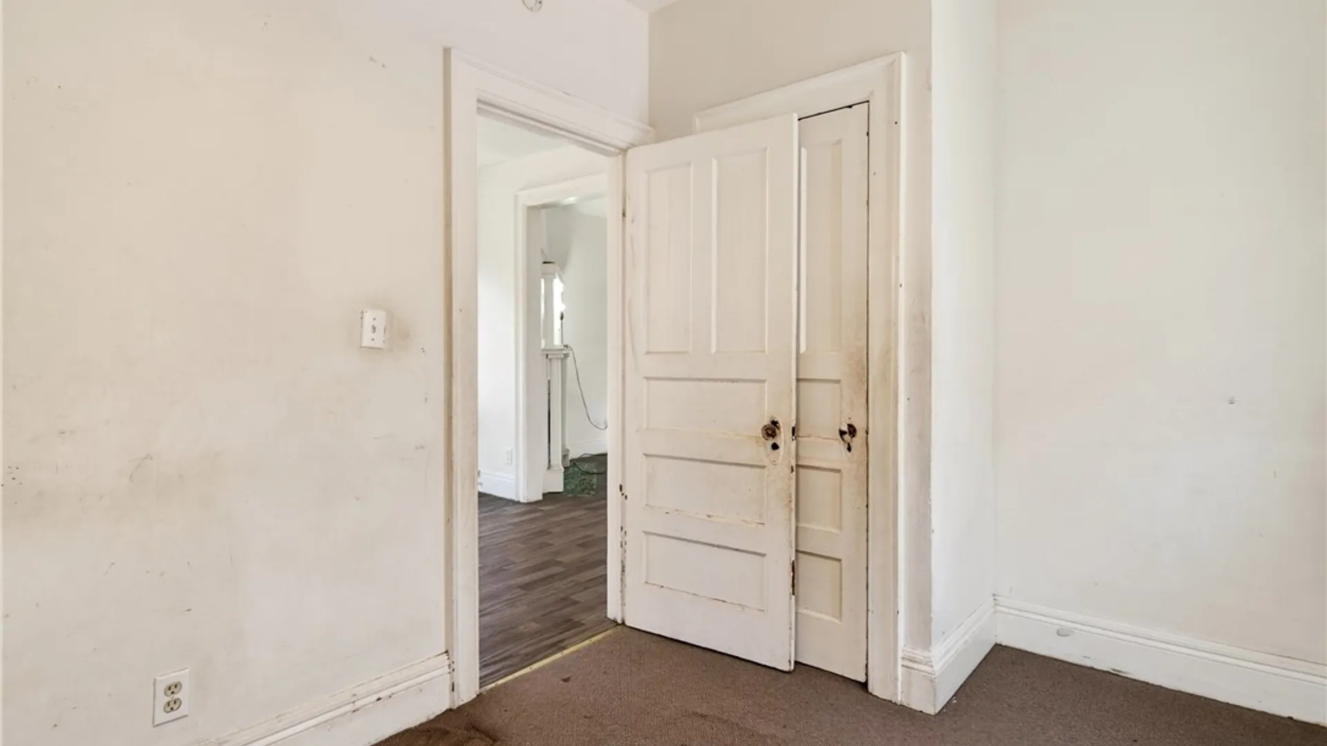 Property at 30 Arkansas Street, Buffalo, NY 14213 12