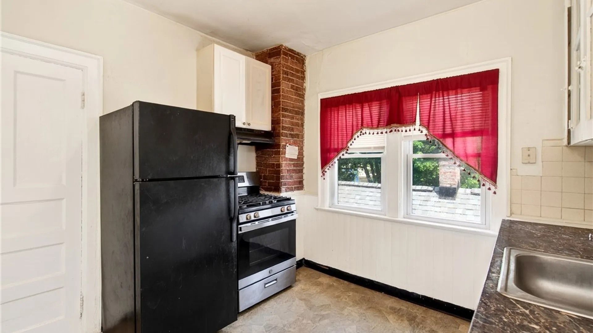 Property at 30 Arkansas Street, Buffalo, NY 14213 15