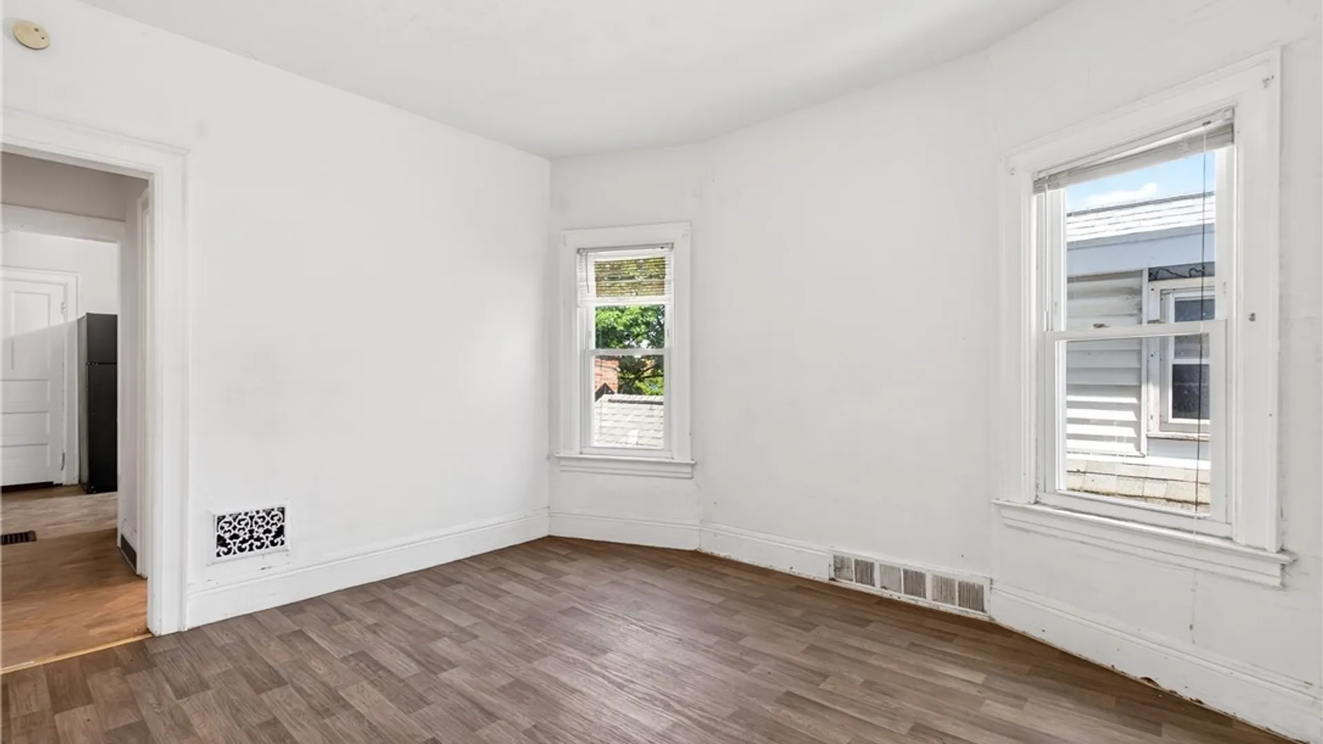 Property at 30 Arkansas Street, Buffalo, NY 14213 9
