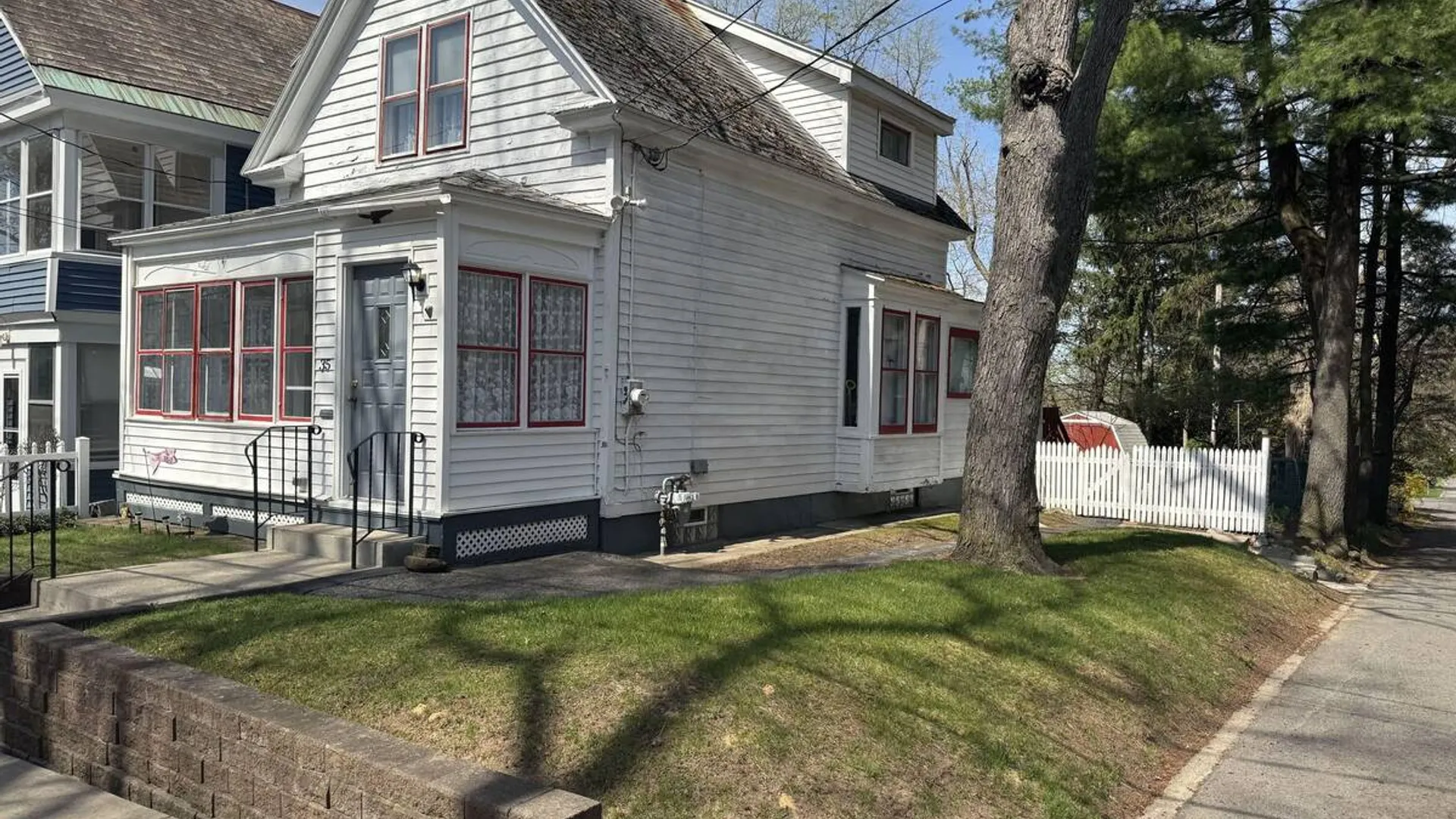 Property at 35 Cornell Street, Schenectady, NY 12304 4