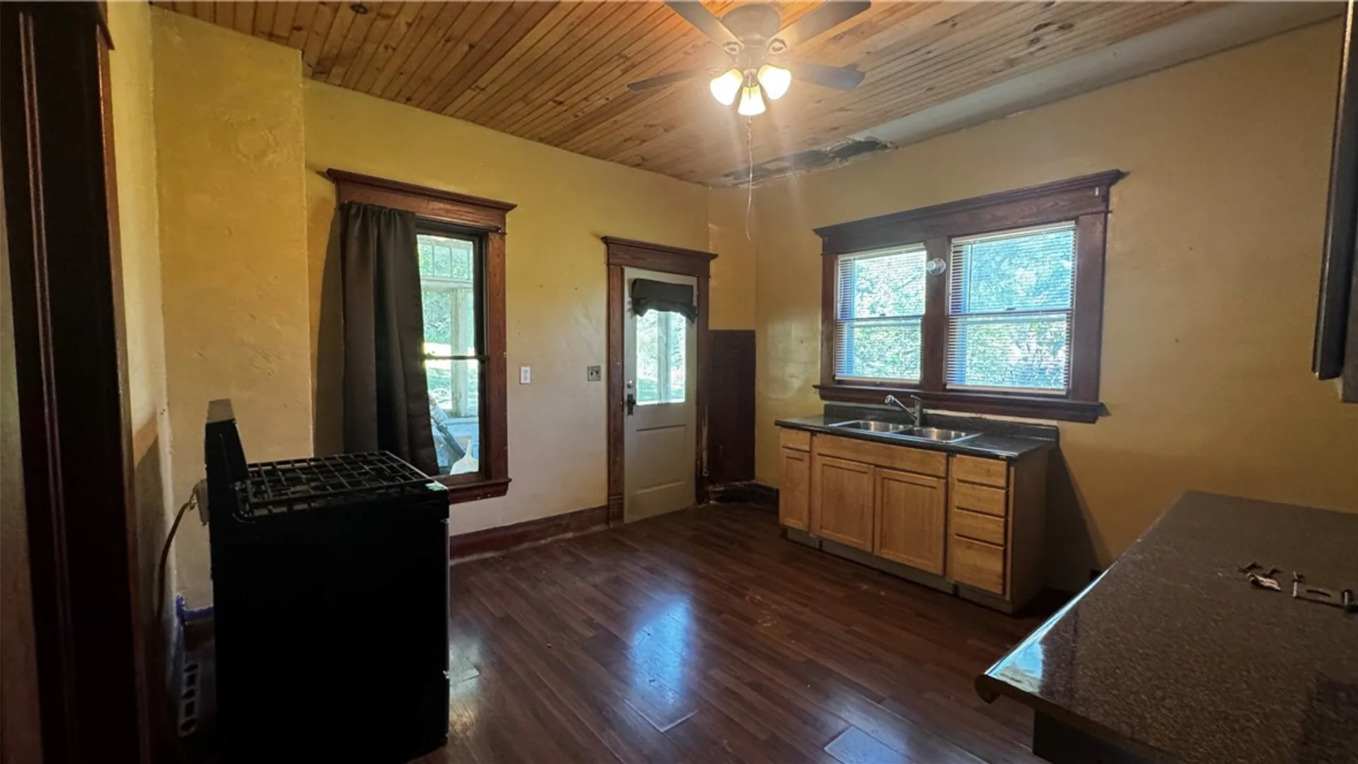 Property at 1008 South Avenue, Bradford Town, PA 16701 5