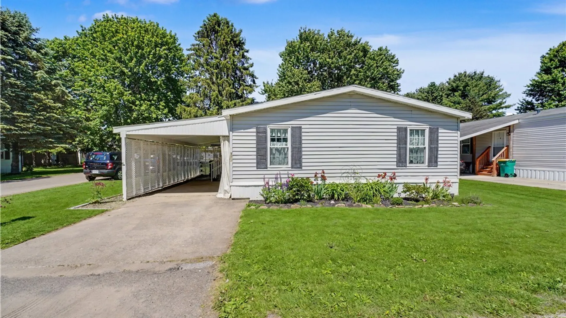 Property at 321 Parkview Drive, Arcade, NY 14009 2