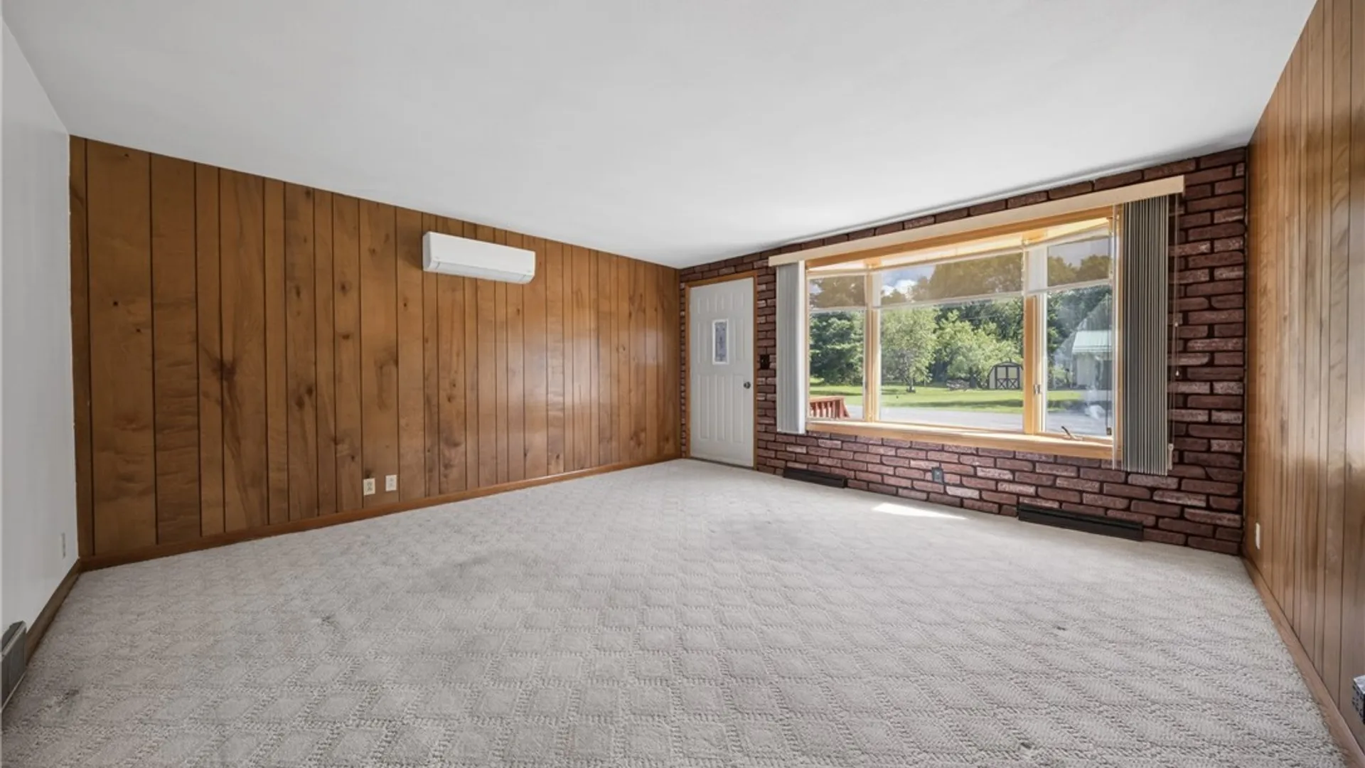 Property at 42 Hillview Dr, West Monroe, NY 13103 7
