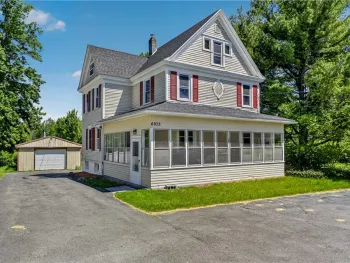 6975 Kirkville Rd, DeWitt, NY 13057