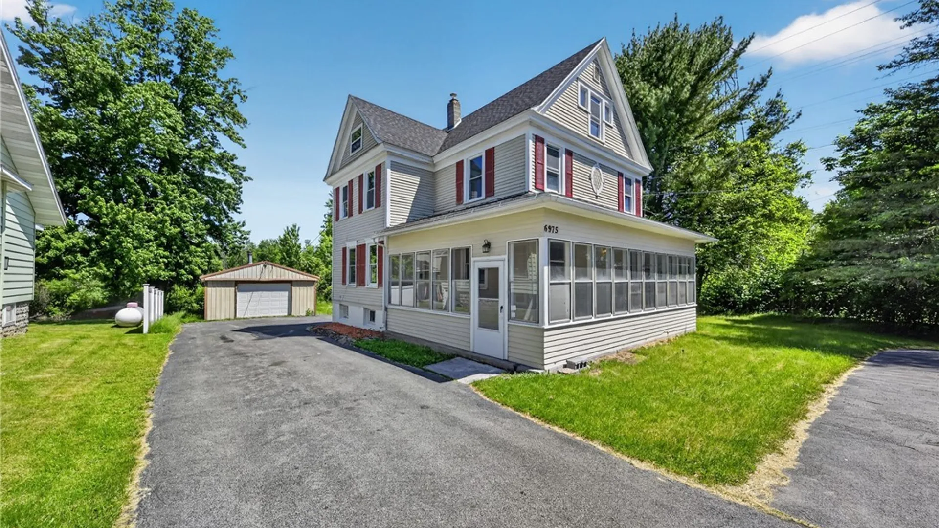 Property at 6975 Kirkville Rd, DeWitt, NY 13057 2