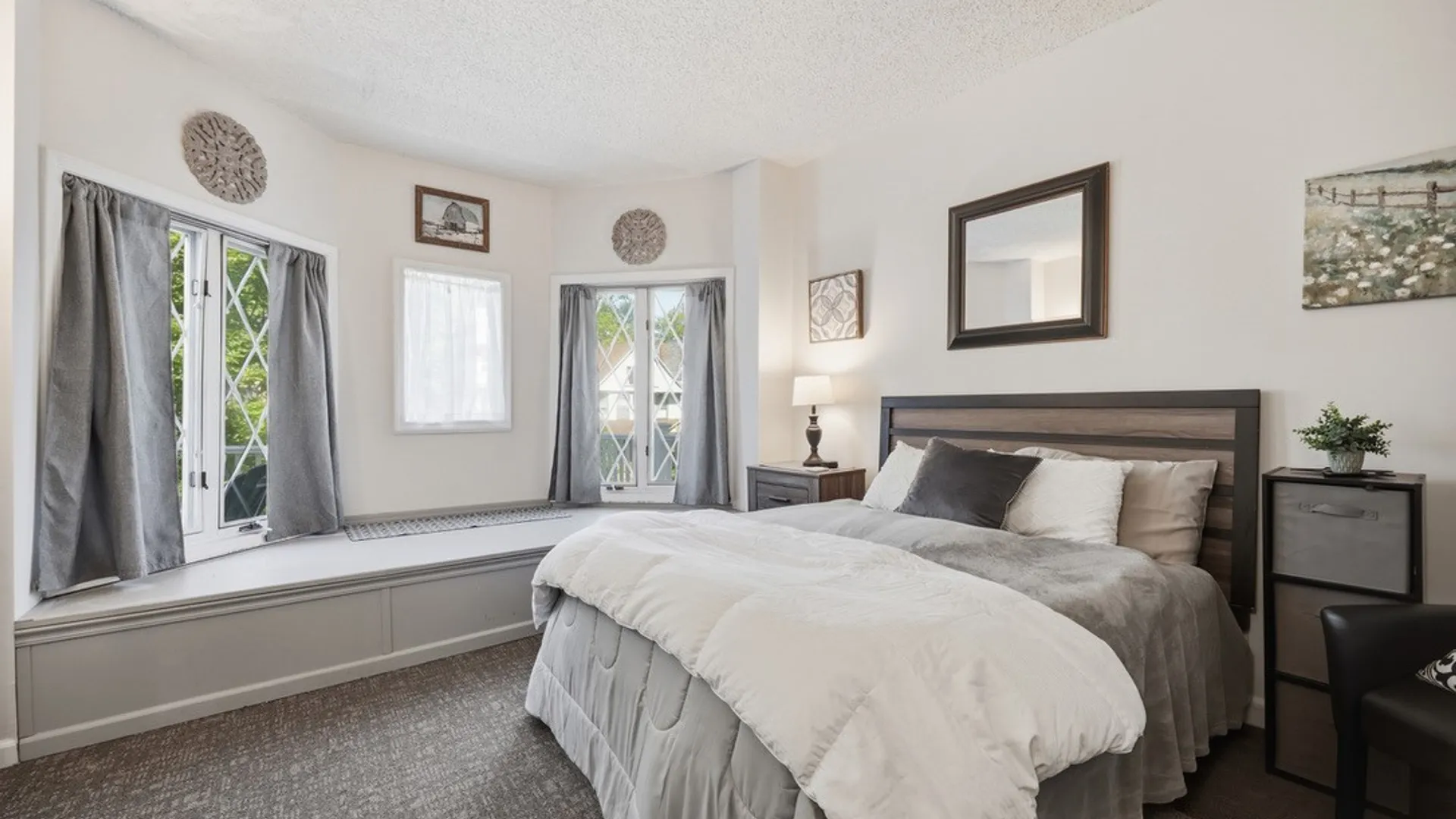 Property at 137 Livingston Street, Buffalo, NY 14213 20