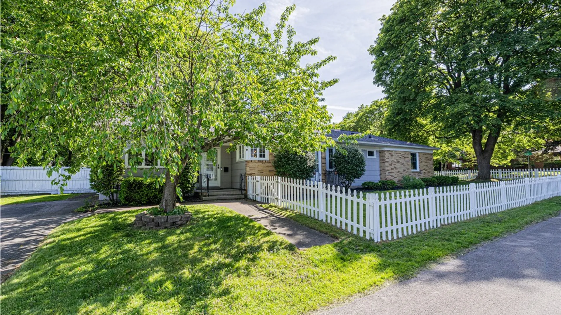 Property at 11 Smyles Drive, Irondequoit, NY 14609 26