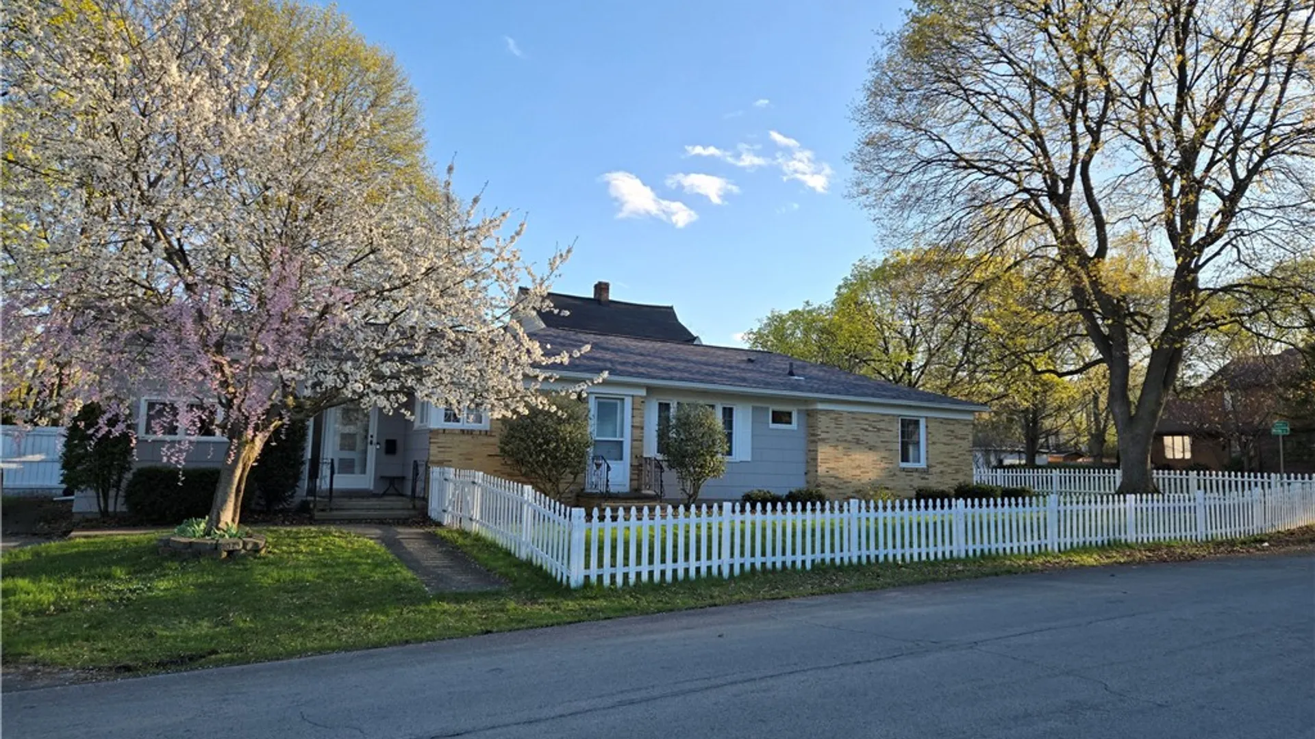 Property at 11 Smyles Drive, Irondequoit, NY 14609 29