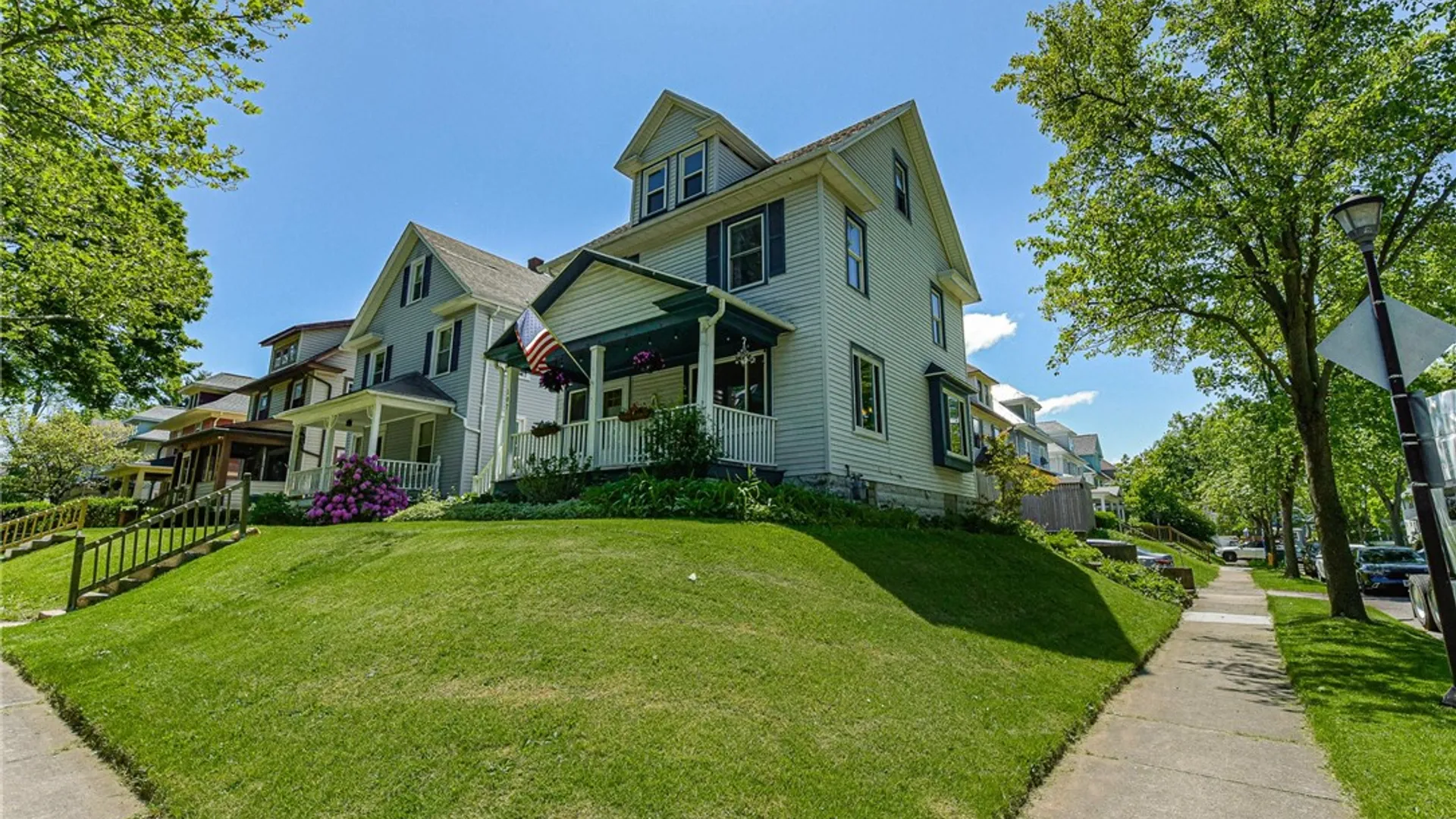 Property at 107 Parkside Avenue, Rochester, NY 14609 2