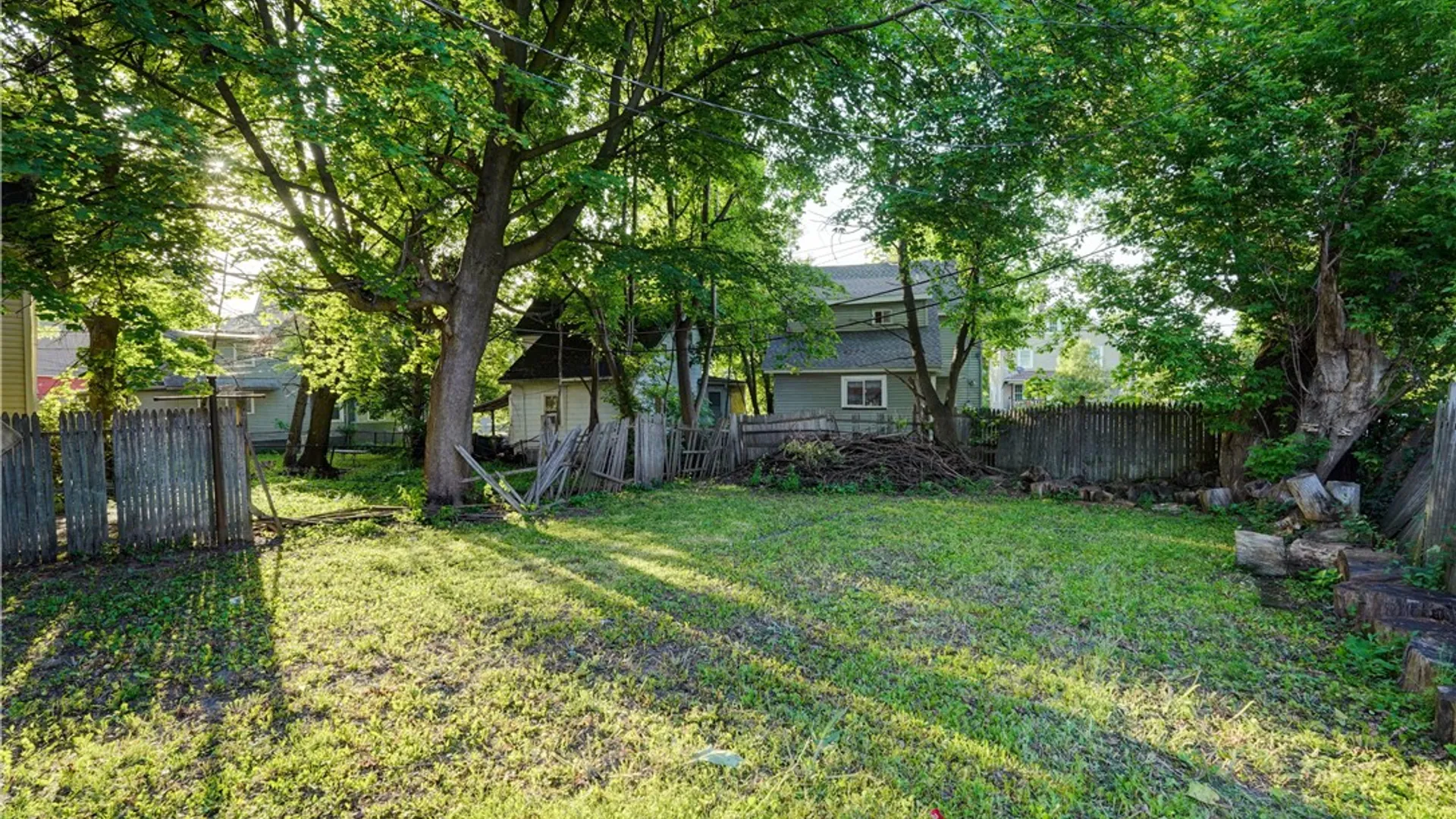 Property at 20 Locust Street, Rochester, NY 14613 34