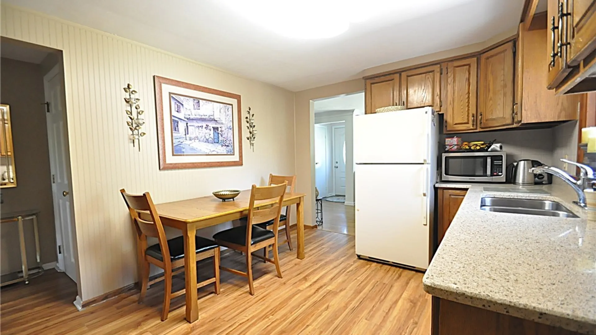 Property at 221 N Linden Street, Amherst, NY 14221 10