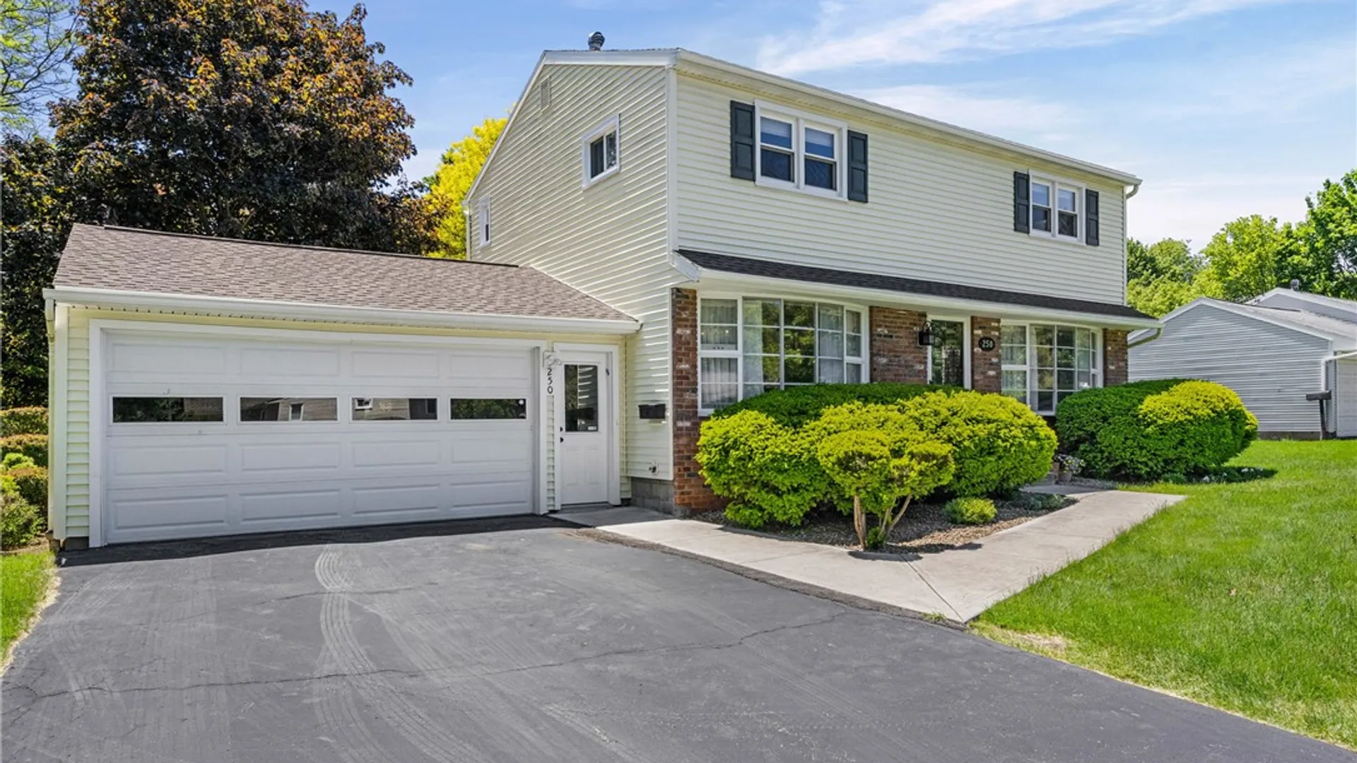 Property at 250 Willowcrest Drive, Brighton, NY 14618 3