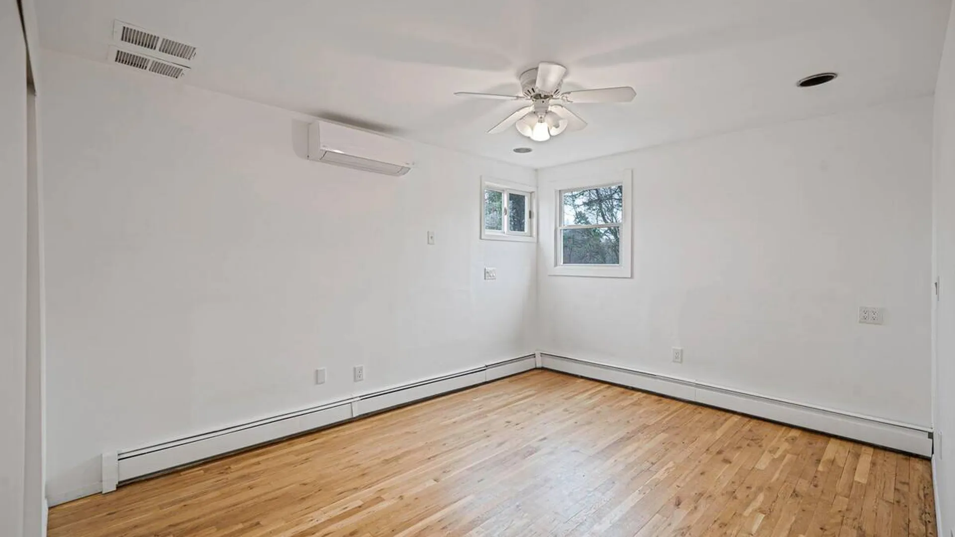 Property at 60 1st Avenue, Medford, NY 11763 20