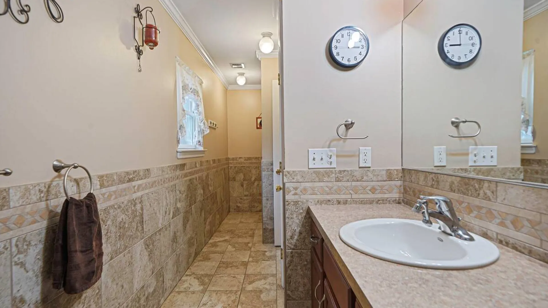Property at 168 Brookfield Avenue, Center Moriches, NY 11934 15